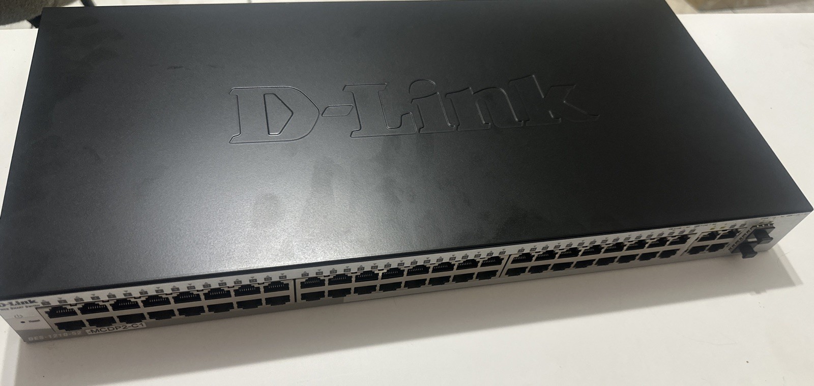 D-Link DES-1210-52 Smart Managed Switch 52-Port Fast Ethernet - Fully Working