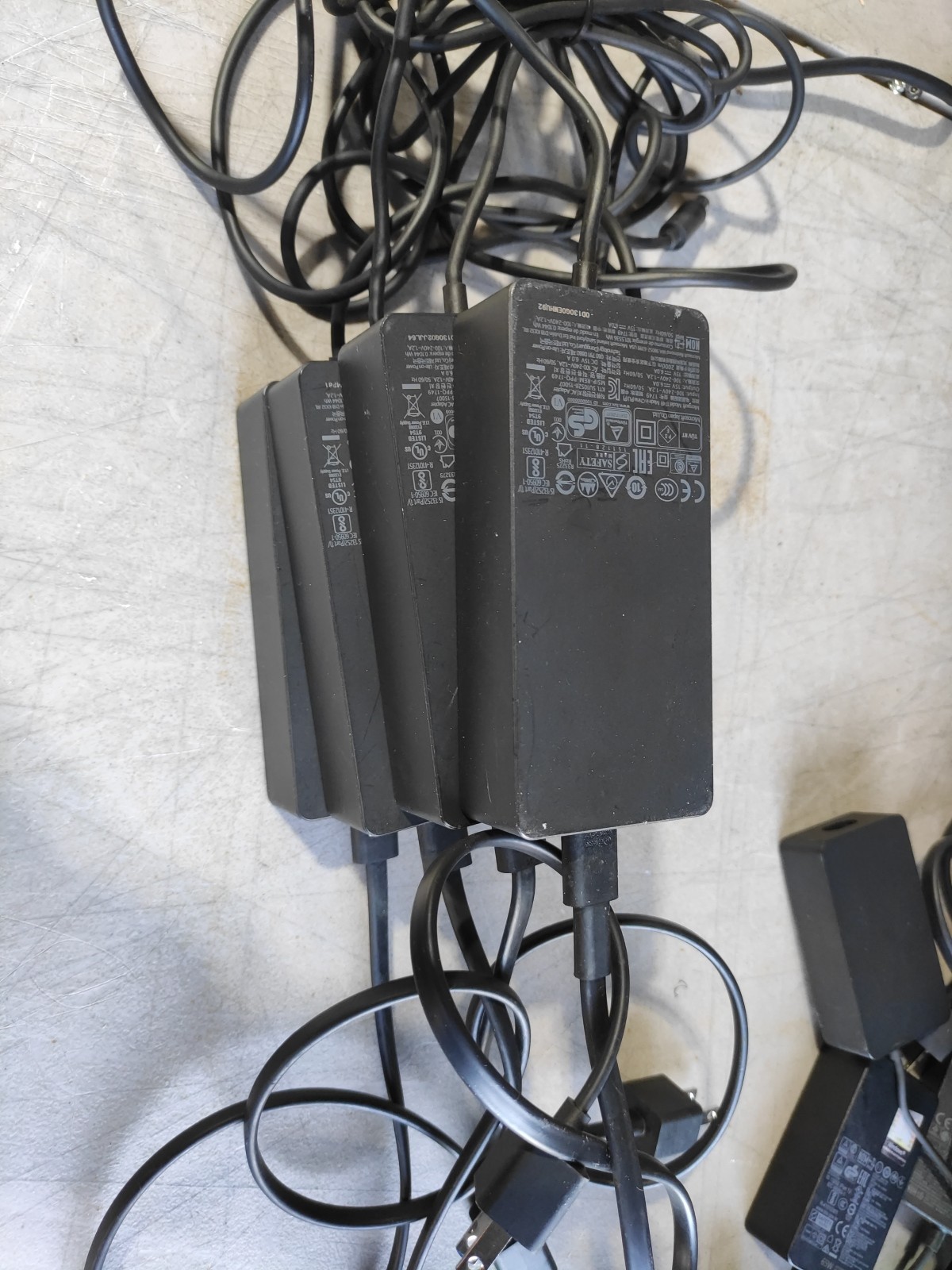 Microsoft Surface Charger Model 1749 15V 6A 90W. (Lot Of 4)#A32