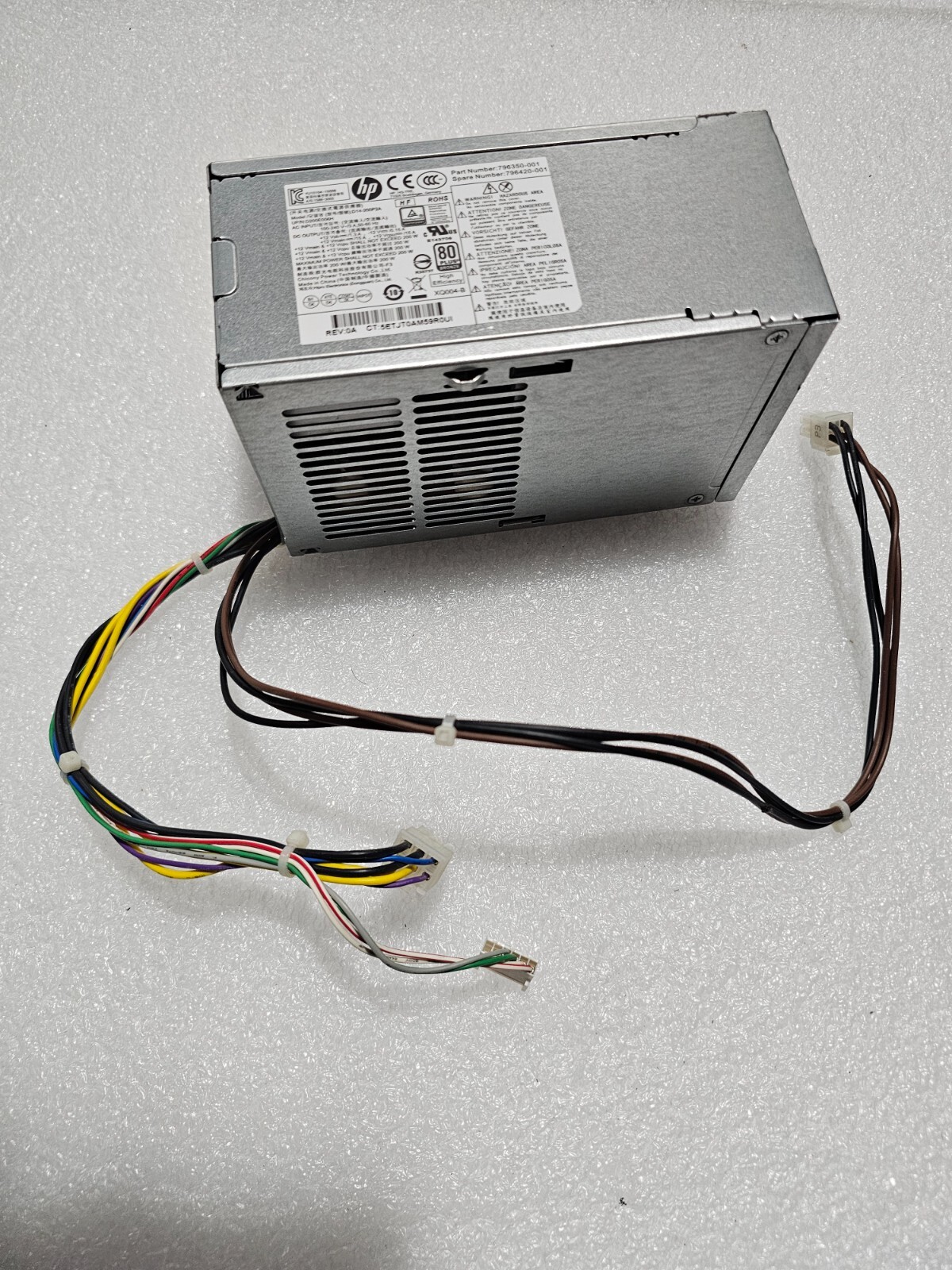 HP 796420-001 200W Internal Power Supply 796350-001