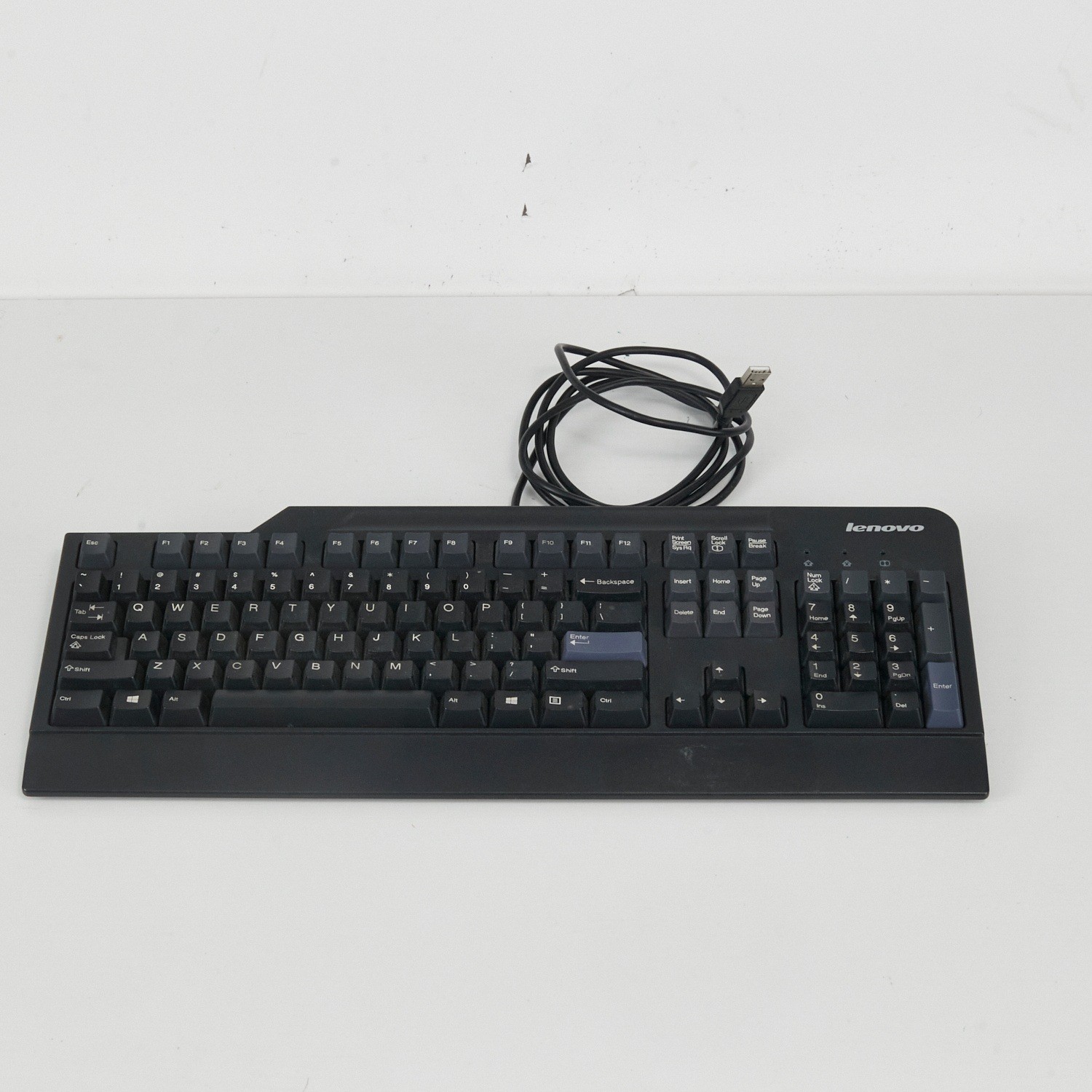 Lenovo SK-8825 Wired USB Keyboard Standard Full Size Numeric Keypad Desktop