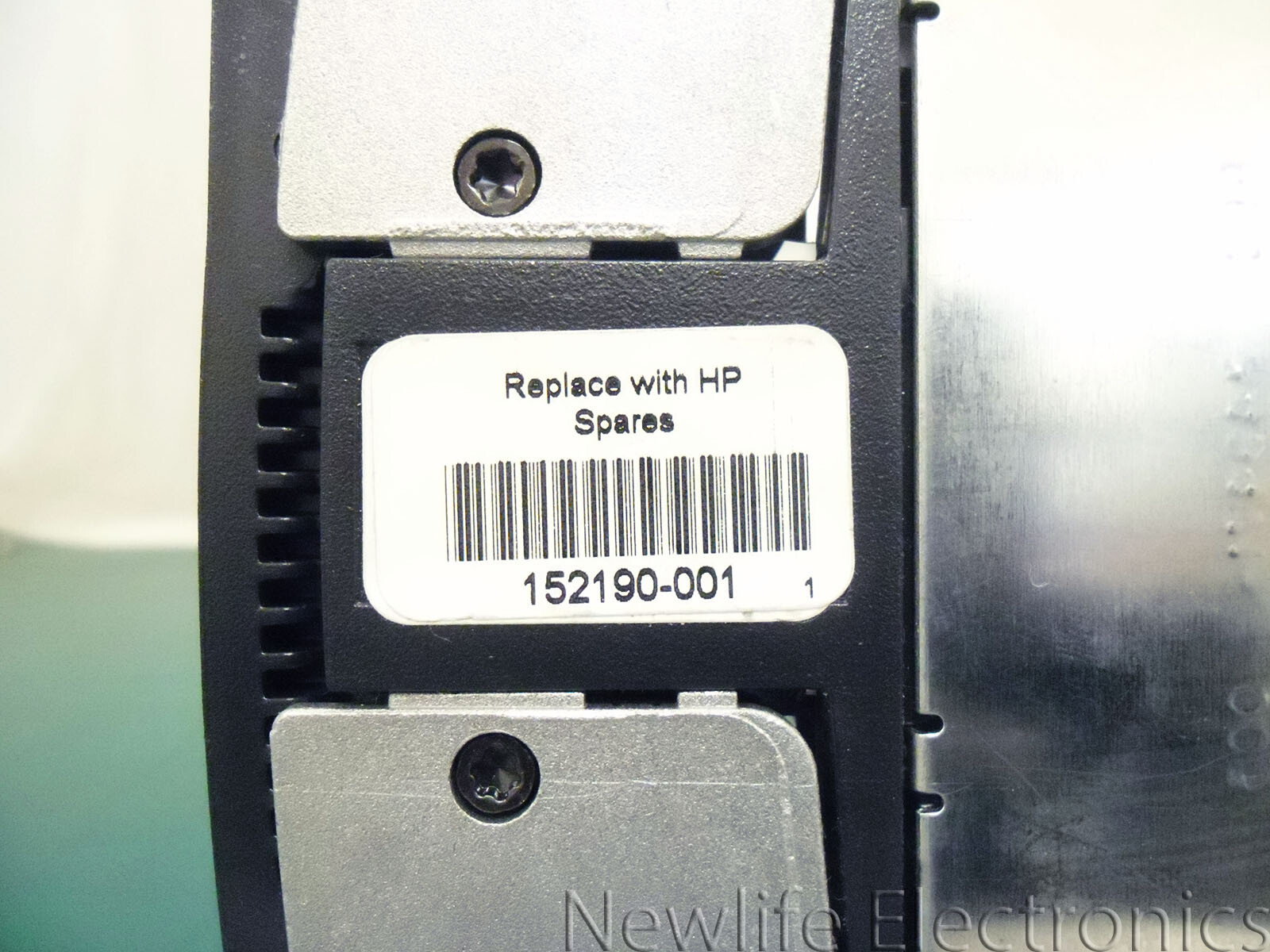 HP 152190-001 18GB 10,000 RPM 3.5 in. Wide Ultra3 SCSI HDD 176493-002