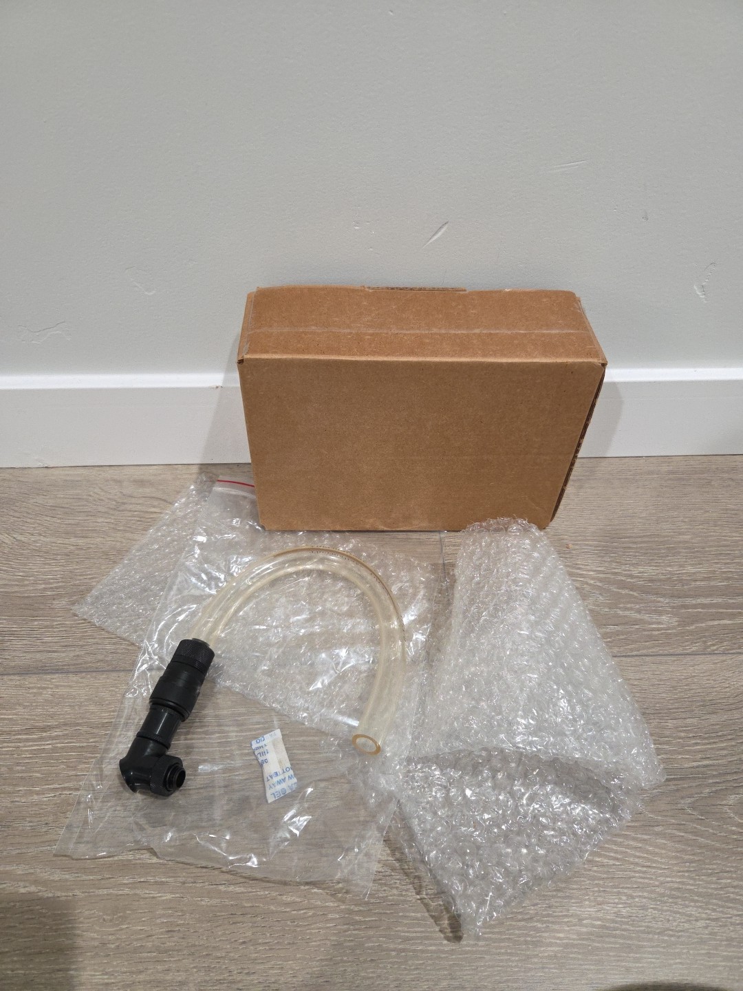 Brand New Thermaltake Touhpower tt Premium Drain 90 Kit 3/4 1/2