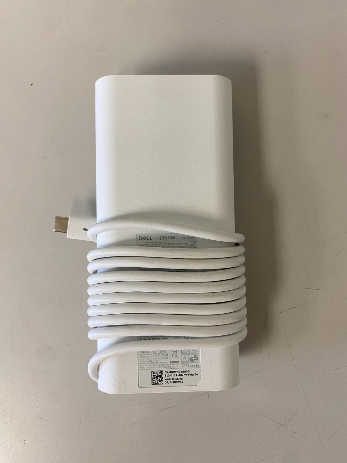 NEW GENUNE DELL 130 Watt AC Adapter GJWF4 White