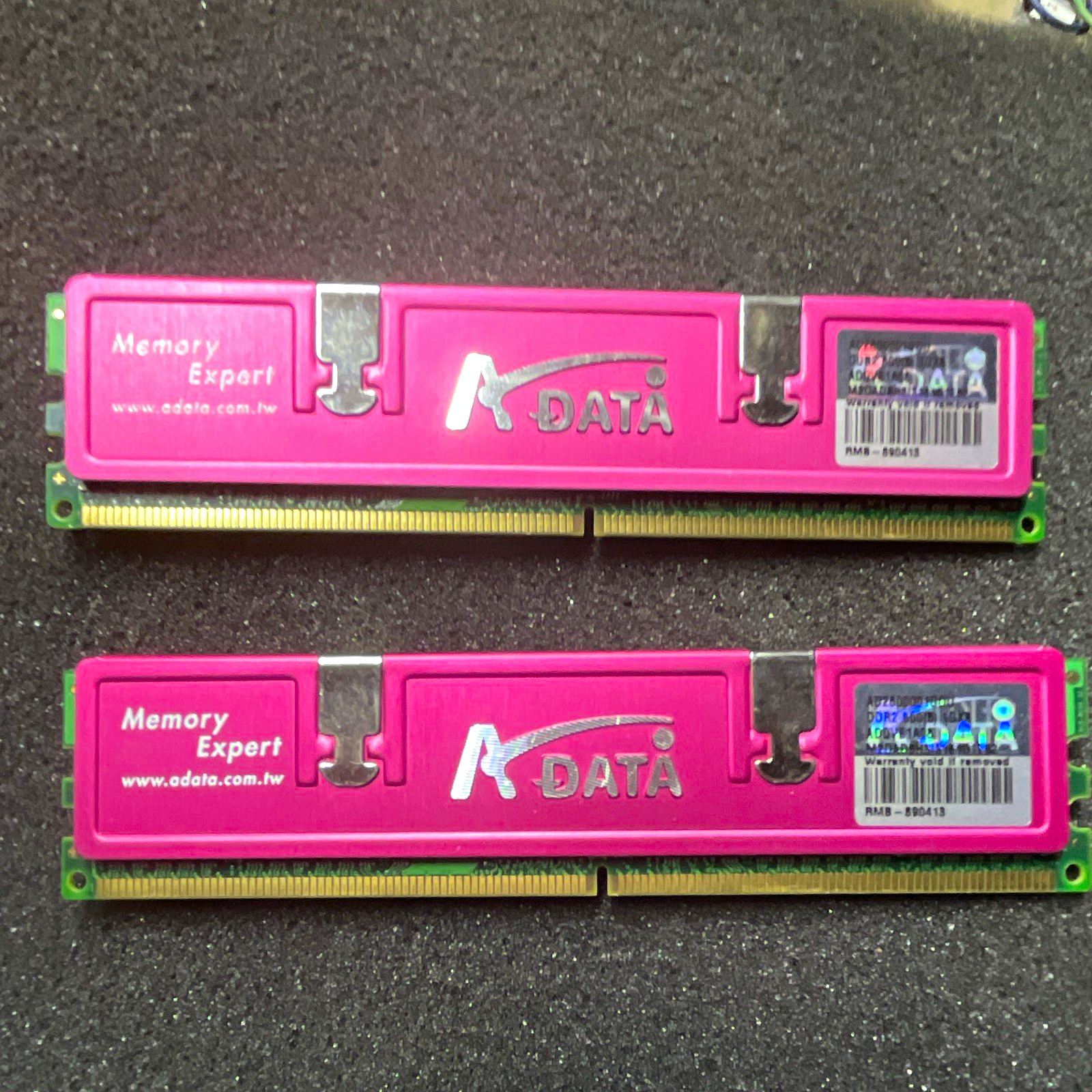 ADATA Memory Expert 2GB (2x1GB) DDR2-800 240-Pin DIMM RAM AD2800001GDU