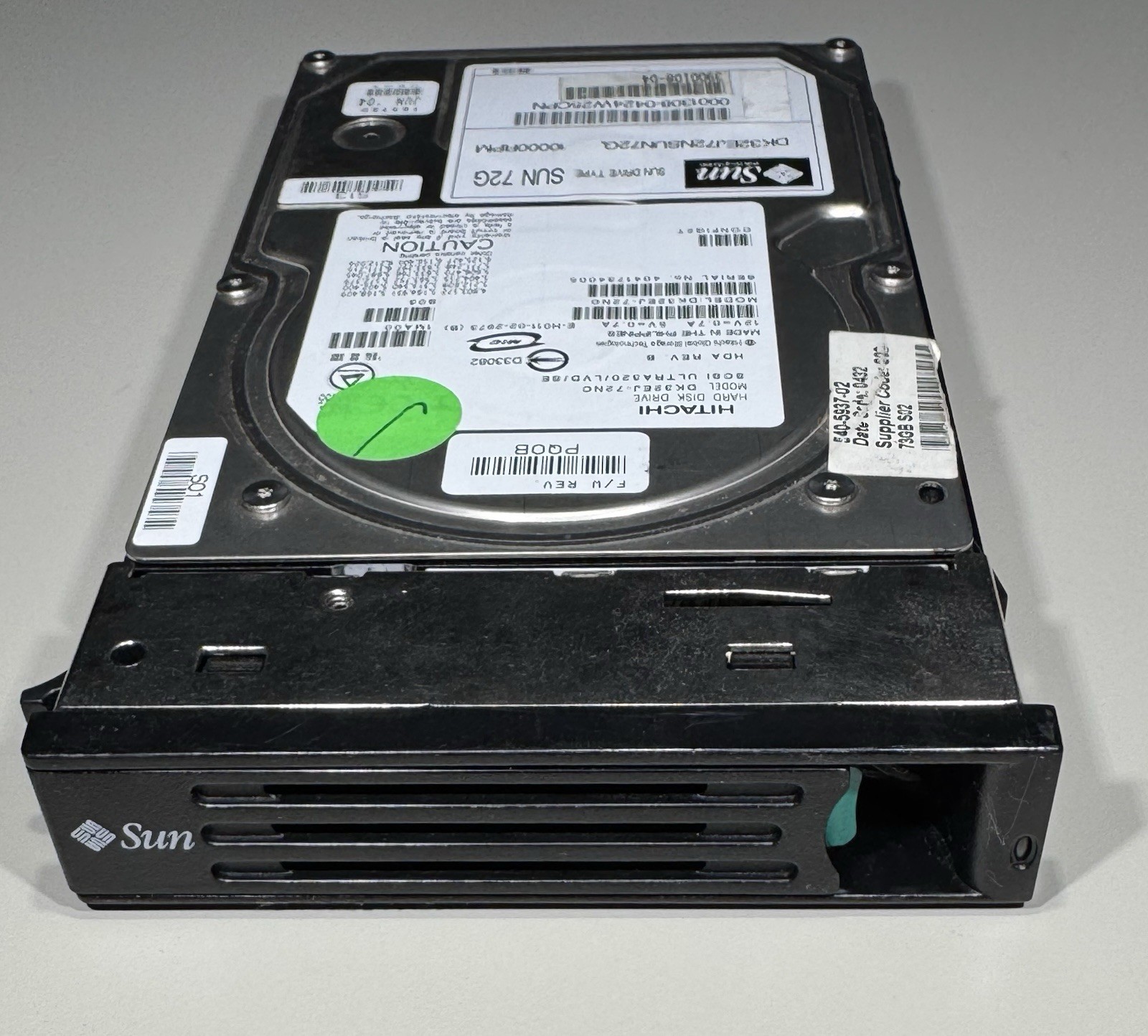 Sun 540-5937 73.4GB 3.5-inch 10K RPM LVD Ultra-320 SCSI HDD w/Bkt DK32EJ-72NC
