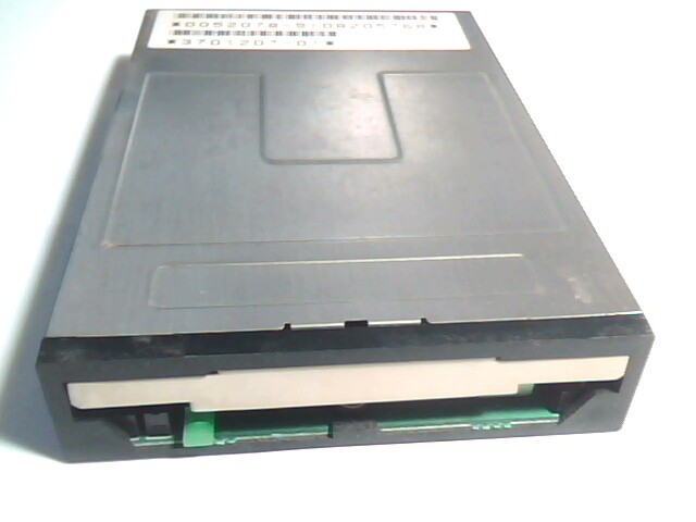 SUN 370-1207-01 3.5-inch 1.44MB Floppy Drive / SONY MP-F17W-FP