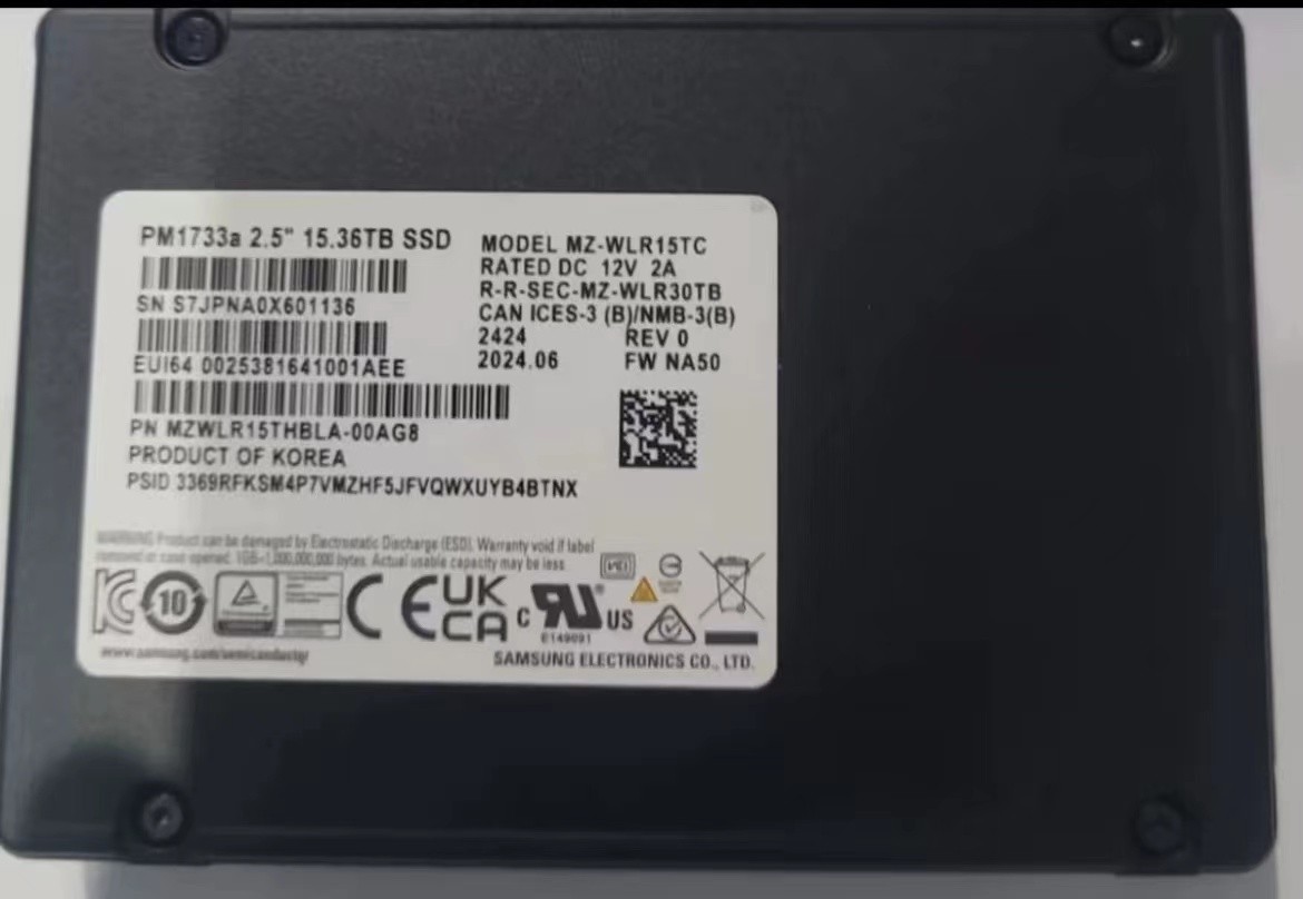SAMSUNG PM1733a 15.36TB U.2 PCIE 3.0 SSD 2.5" MZ-WLR15TC MZWLR15THBLA-00AG8