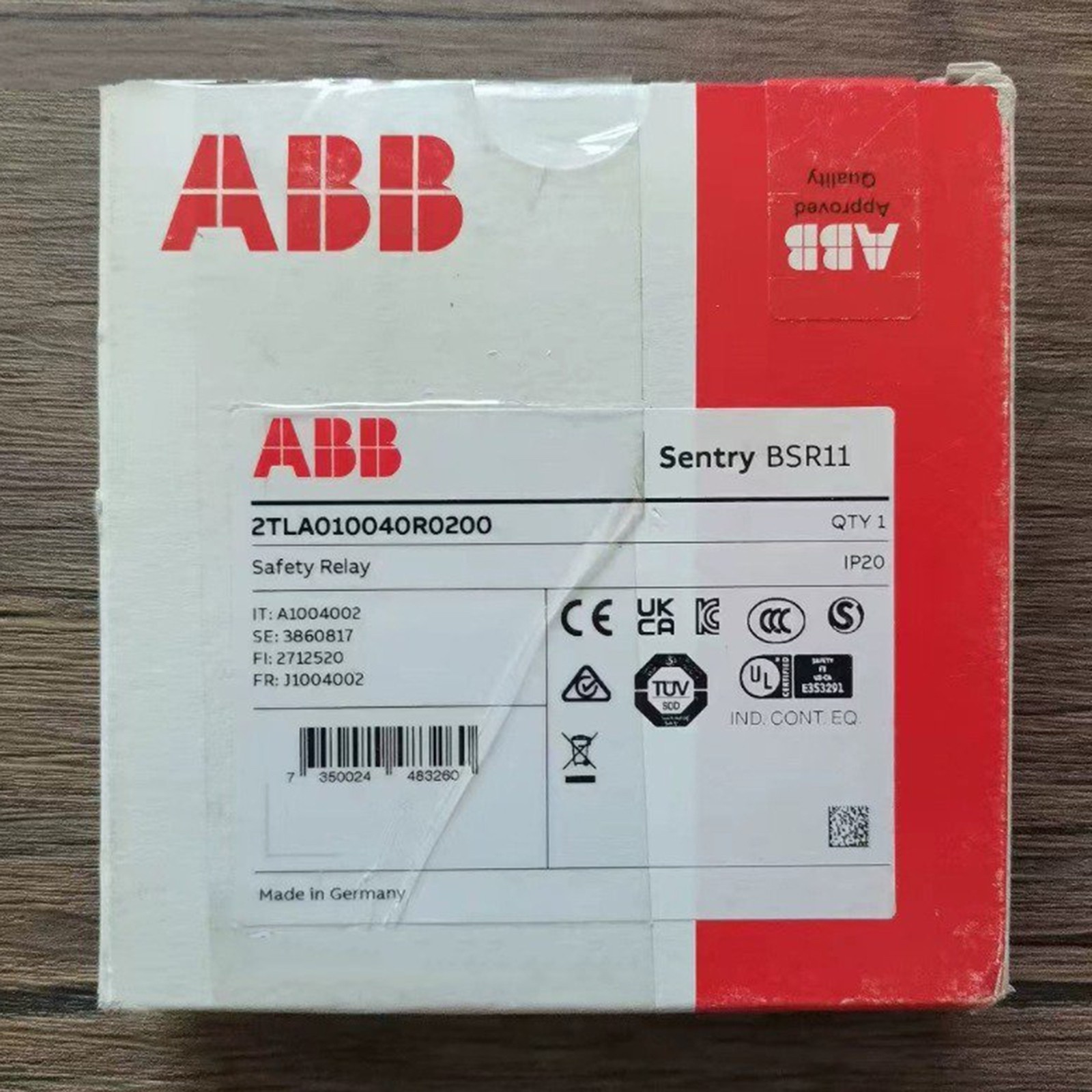 1 Pcs Brand New ABB 2TLA010040R0200 safety relay --