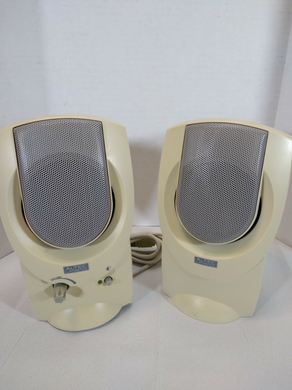 ALTEC Lasing Computer SpeakerS, AVS 200 NO POWER SUPPLY
