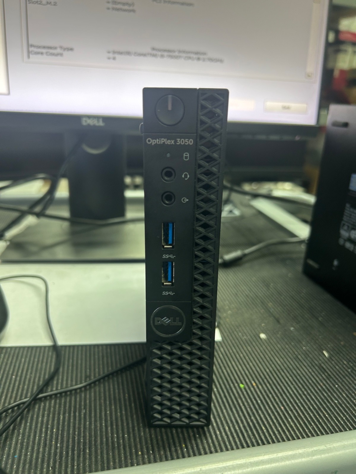 Dell OptiPlex 3050 MINI MICRO PC  Core i5-7500T 2.7GHz, 8GB RAM, 256gb SSD No OS