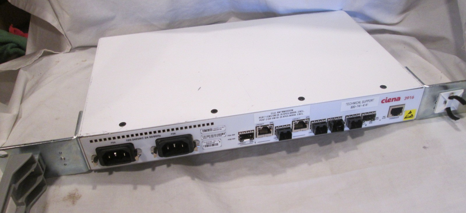 Ciena 3916 170-3916-902 Service Delivery Switch with Rack Mount