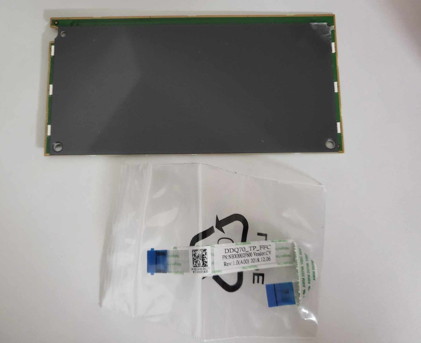 NEW Genuine Alienware 15 R3 Touchpad Module Assembly P/N 84JN9