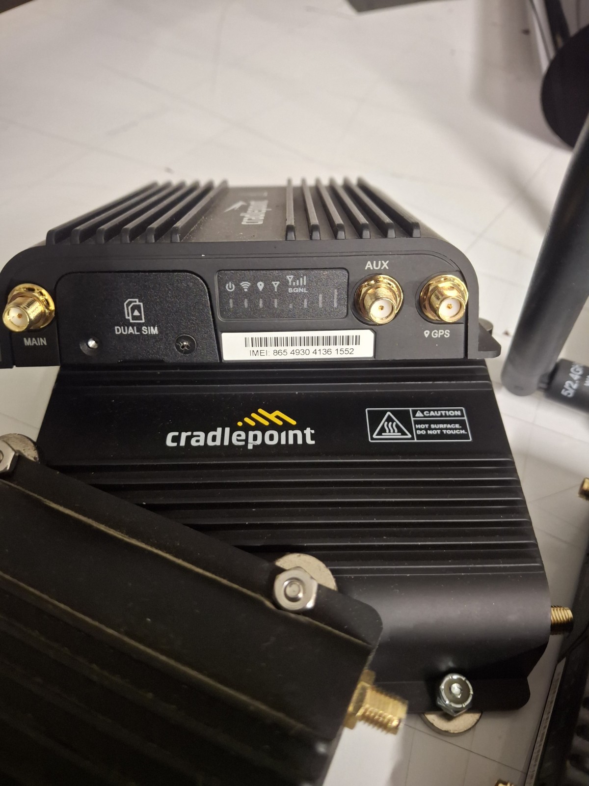 Cradlepoint IBR650C 150 Mbps 1 Port 150 Mbps Wireless Router