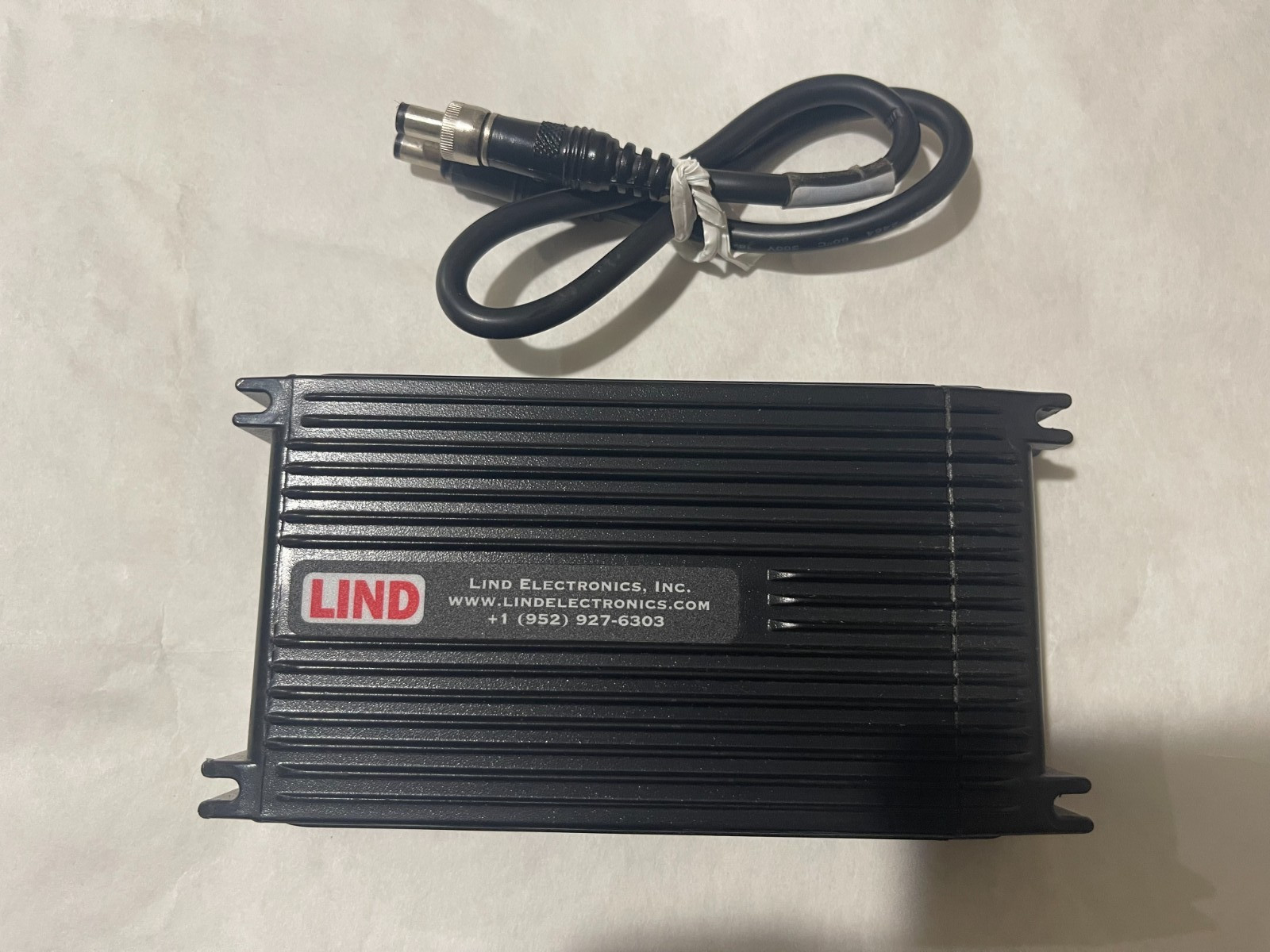 In-Vehicle Panasonic Toughbook CF-30, CF-31, CF-53 CF-54 FZ-55 Lind Power Supply