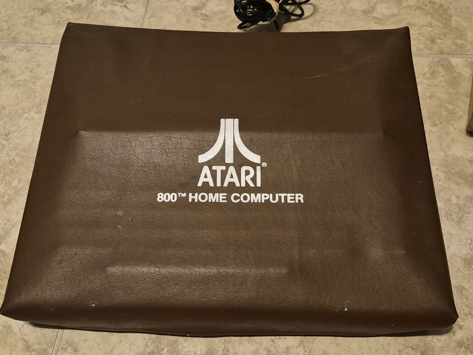 Retro ATARI 800 Computer w/ATARI 410, INDUS G.T., 41x Floppy programs + Cover