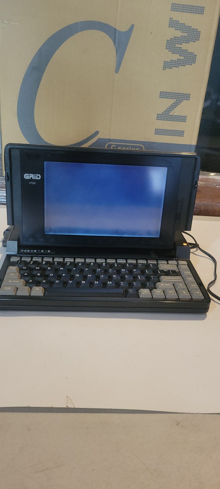 GRID MODEL 1750 LAPTOP COMPUTER AS IS