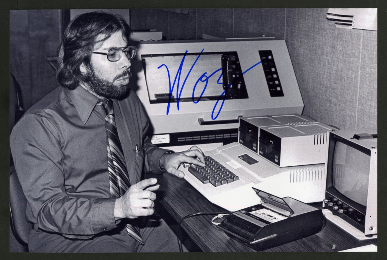 Steve Woz Wozniak SIGNED 8x12 PHOTO Founder APPLE II Jobs COMPUTER AUTOGRAPHED