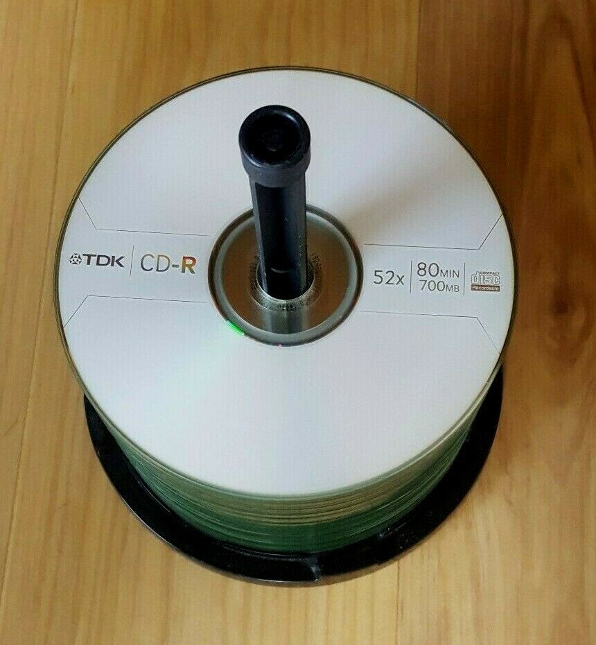 Lot of (59) TDK CD-R 80 min 700 MB 52x spindle - Extra DVD-R and CD-R included