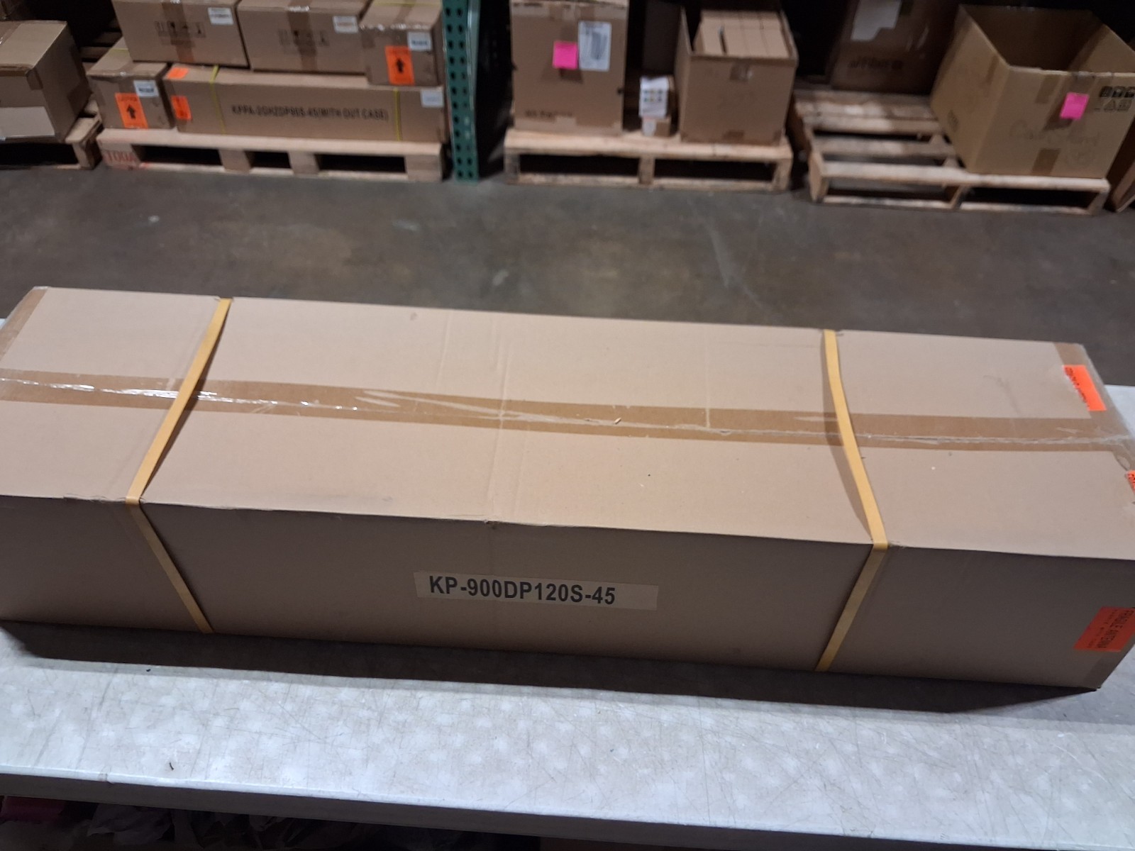 KP Performance KP-900DP120S-45 900MHz 12.5dBi, Dual Pol 120deg Sector   New