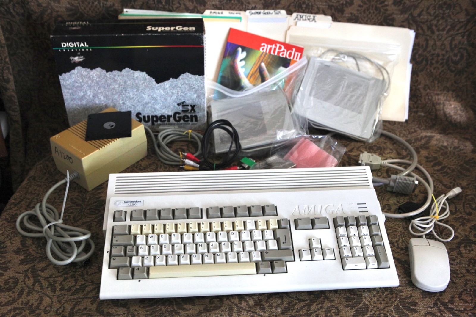 Vintage Commodore Amiga 1200 (w/Extras) — SERVICED Responsive Internal CP.