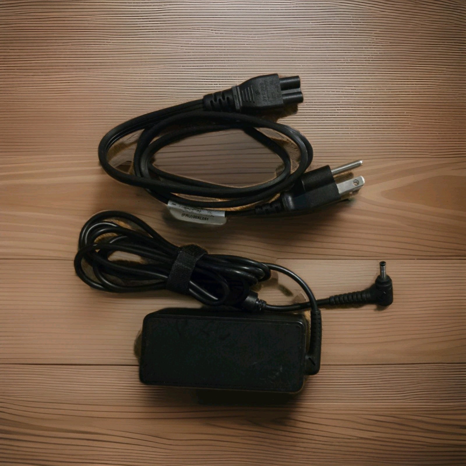 Original Lenovo AC Adapter Model ADLX45DLC3A  20.0V 2.25A 45.0W Charger