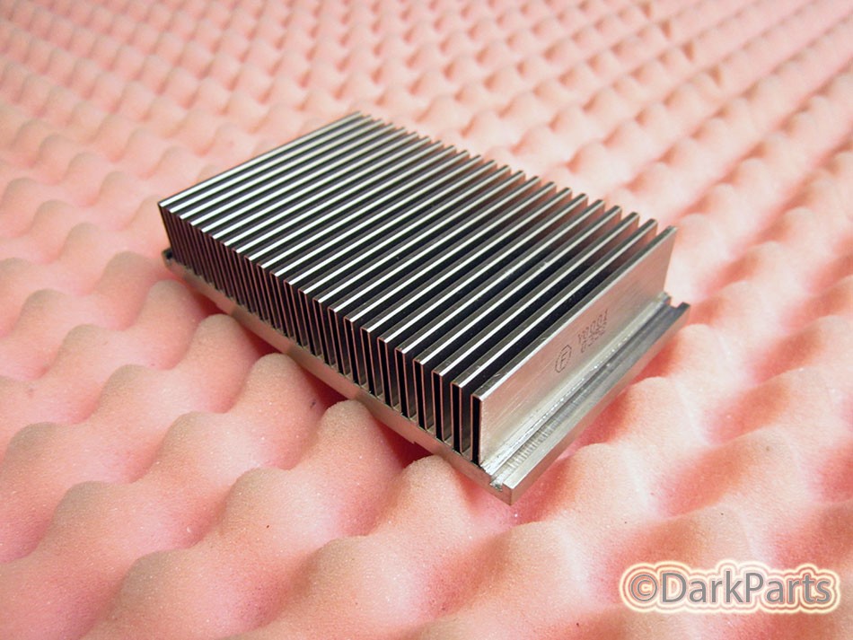 Dell PowerEdge 1750 Heatsink Y0001 PE1750