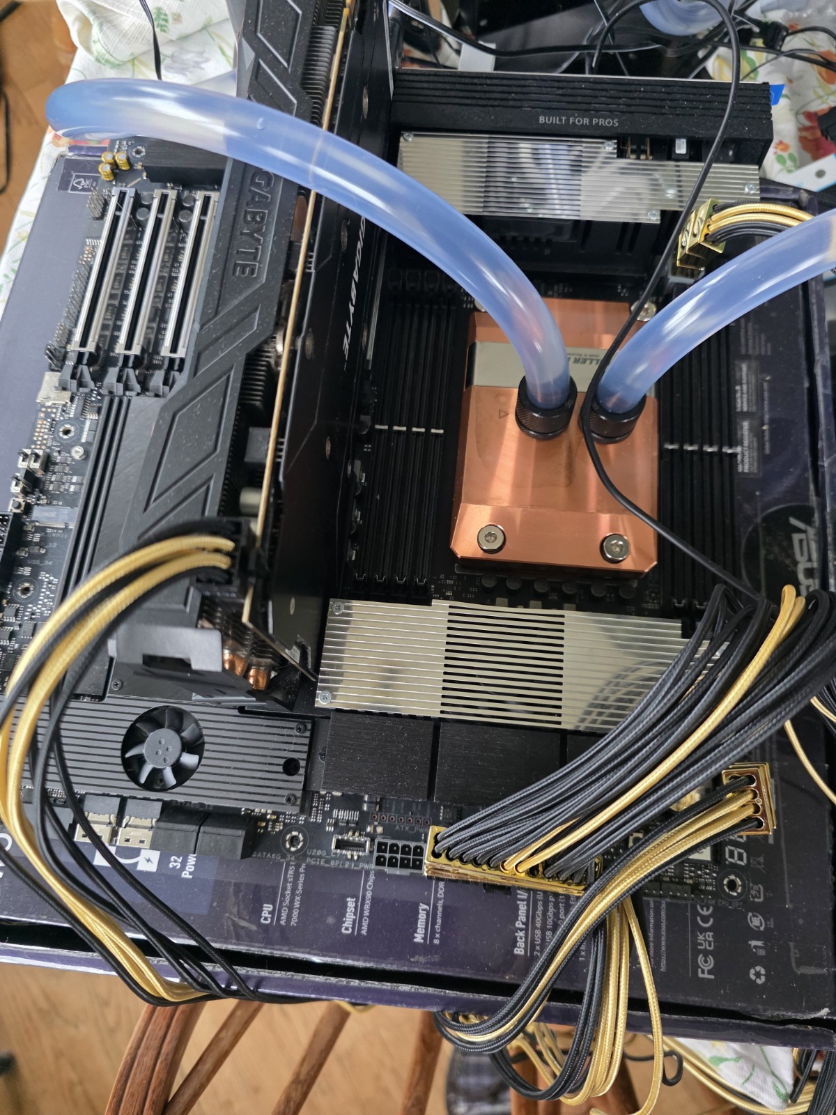 AMD Threadripper PRO 9965WX + ASUS Pro WS WRX90E-SAGE SE + HEATKILLER IV Block