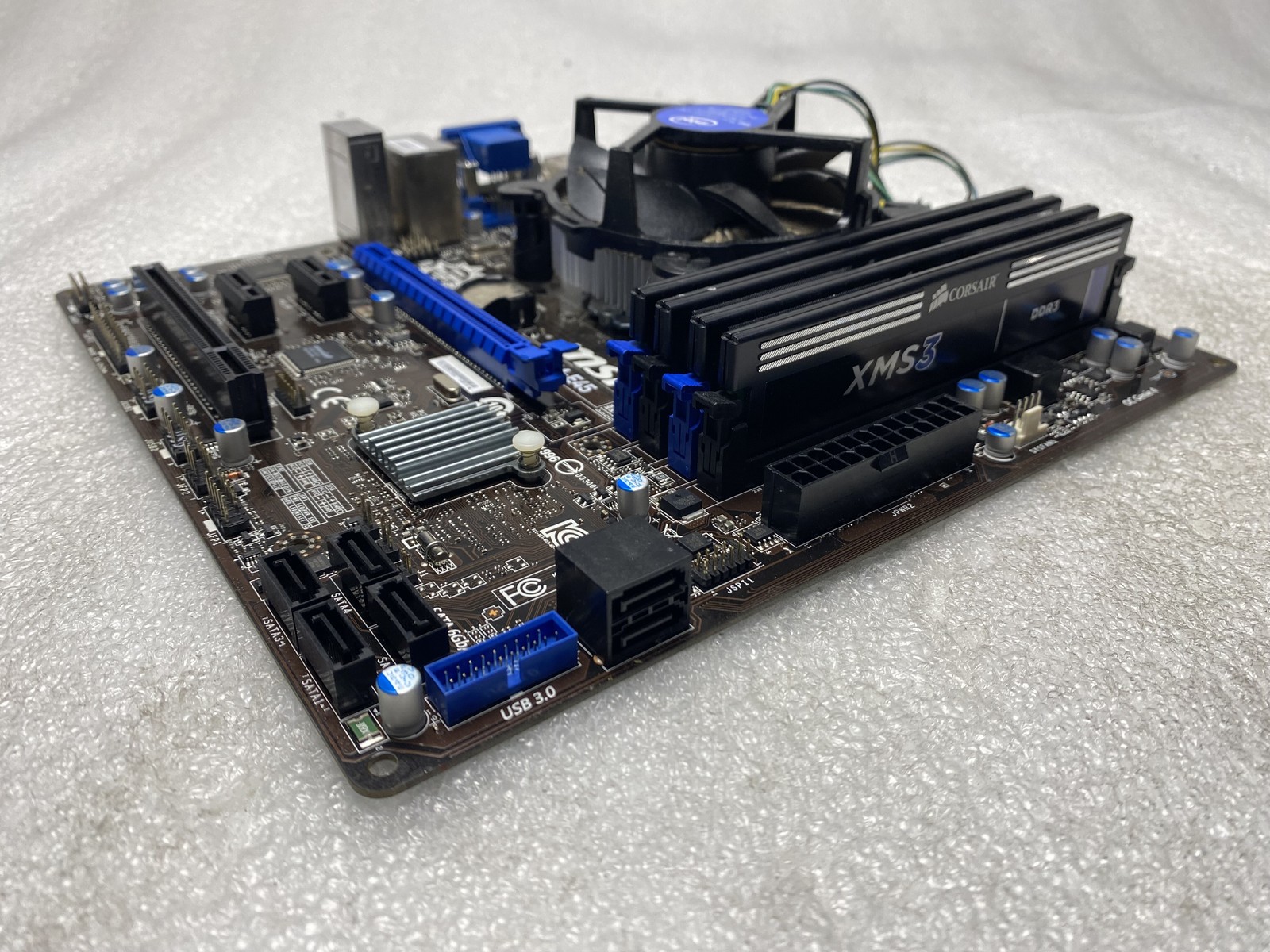 MSI B85M-E45 mATX Motherboard Core i5-4590 3.3GHz 32GB DDR3 Corsair XMS3 RAM