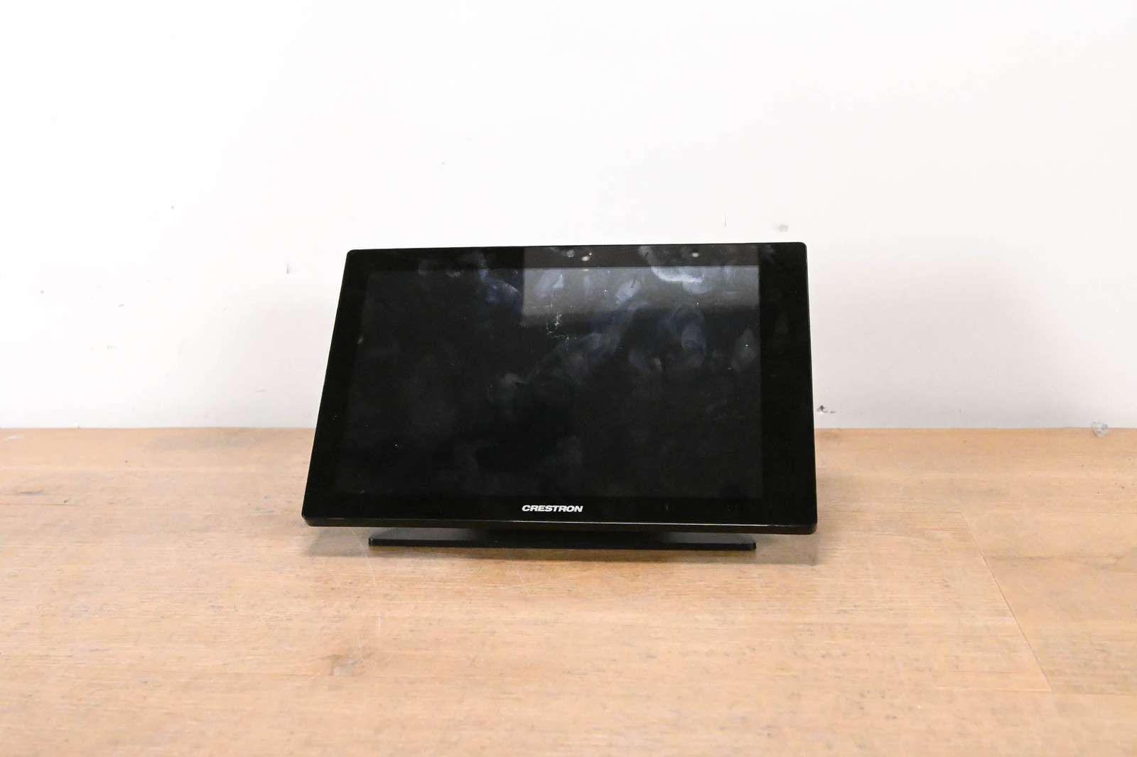 Crestron TSW-1060-B-S 10.1" Touch Screen, Black Smooth w/ Tabletop Kit CG015XF