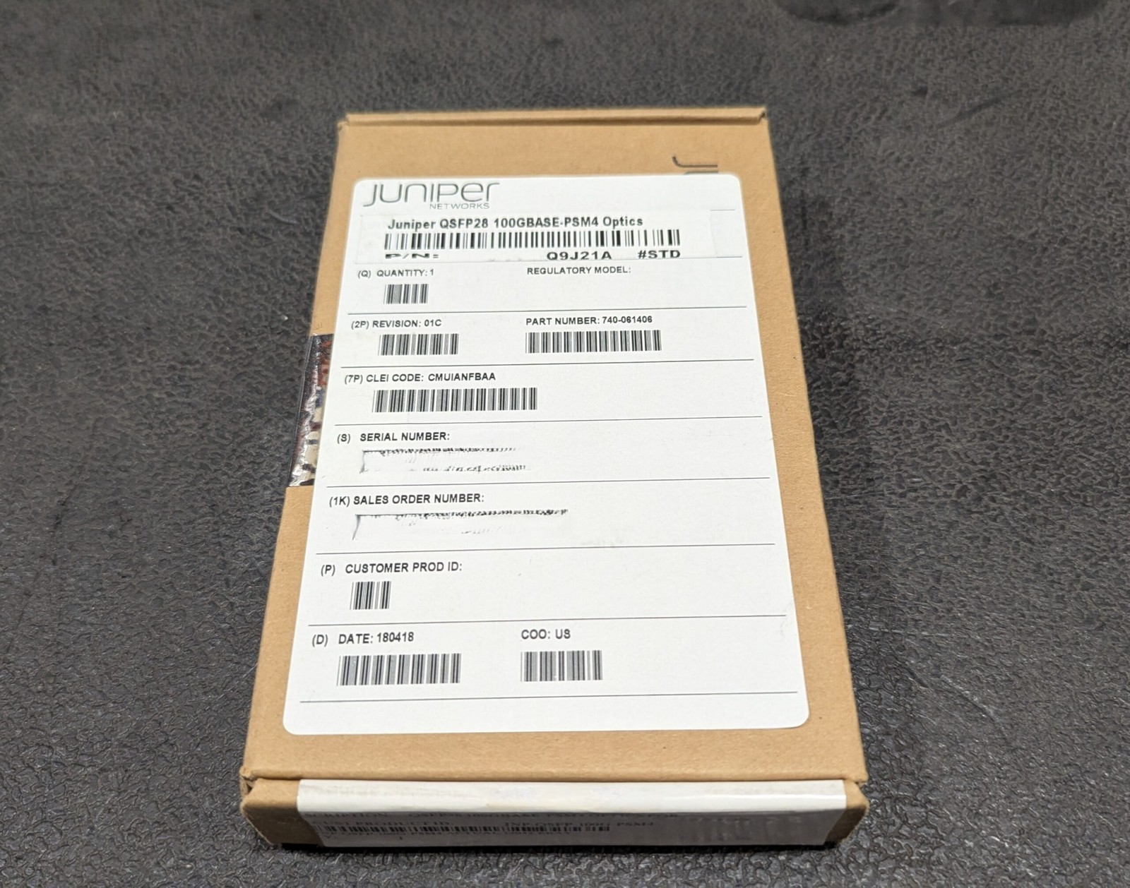 Factory Sealed Juniper JNP-QSFP-100G-PSM4 Optical Transceiver PSM4