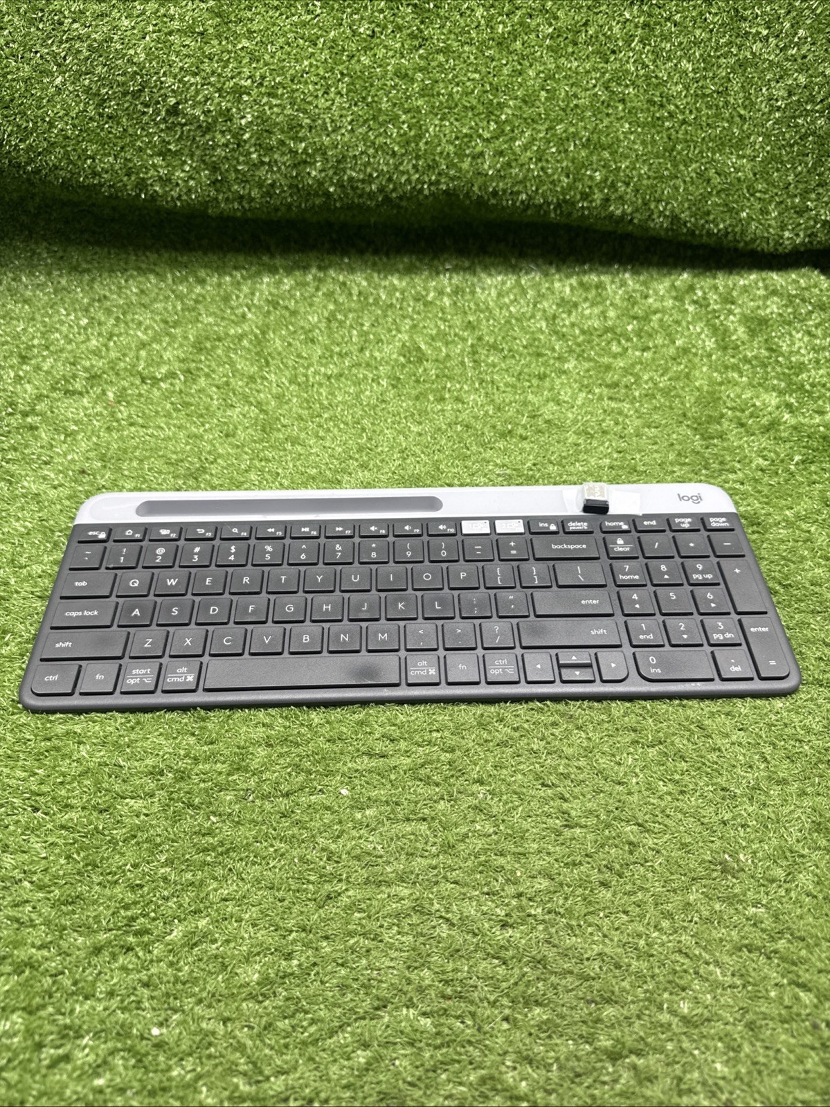 Logitech K585 Multi-device Wireless Keyboard. S3