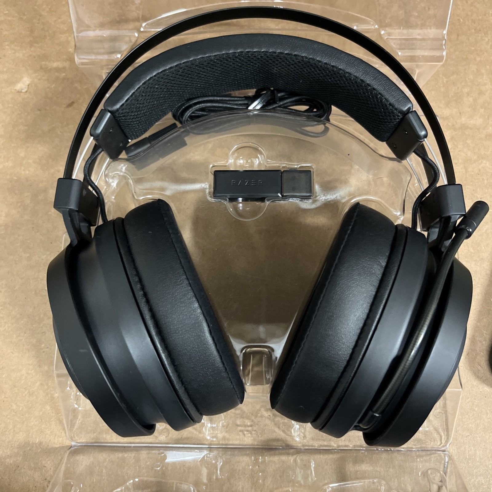 NEW Razer Nari Essential Wireless Headband Gaming Headset For Gaming OEM/No Box