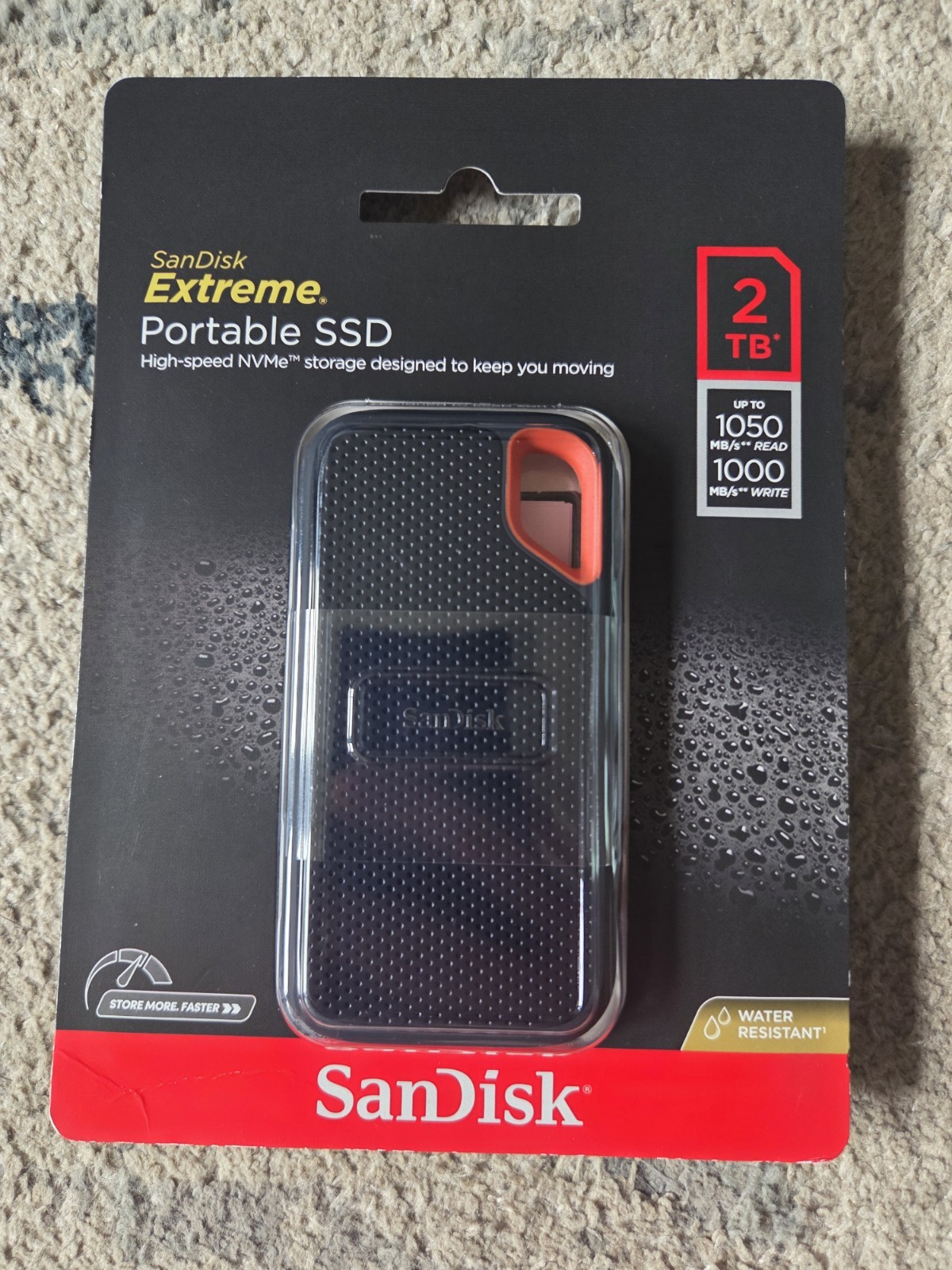 Sandisk Portable 2TB Extreme SSD BRAND NEW Sdssde61-2t00-at