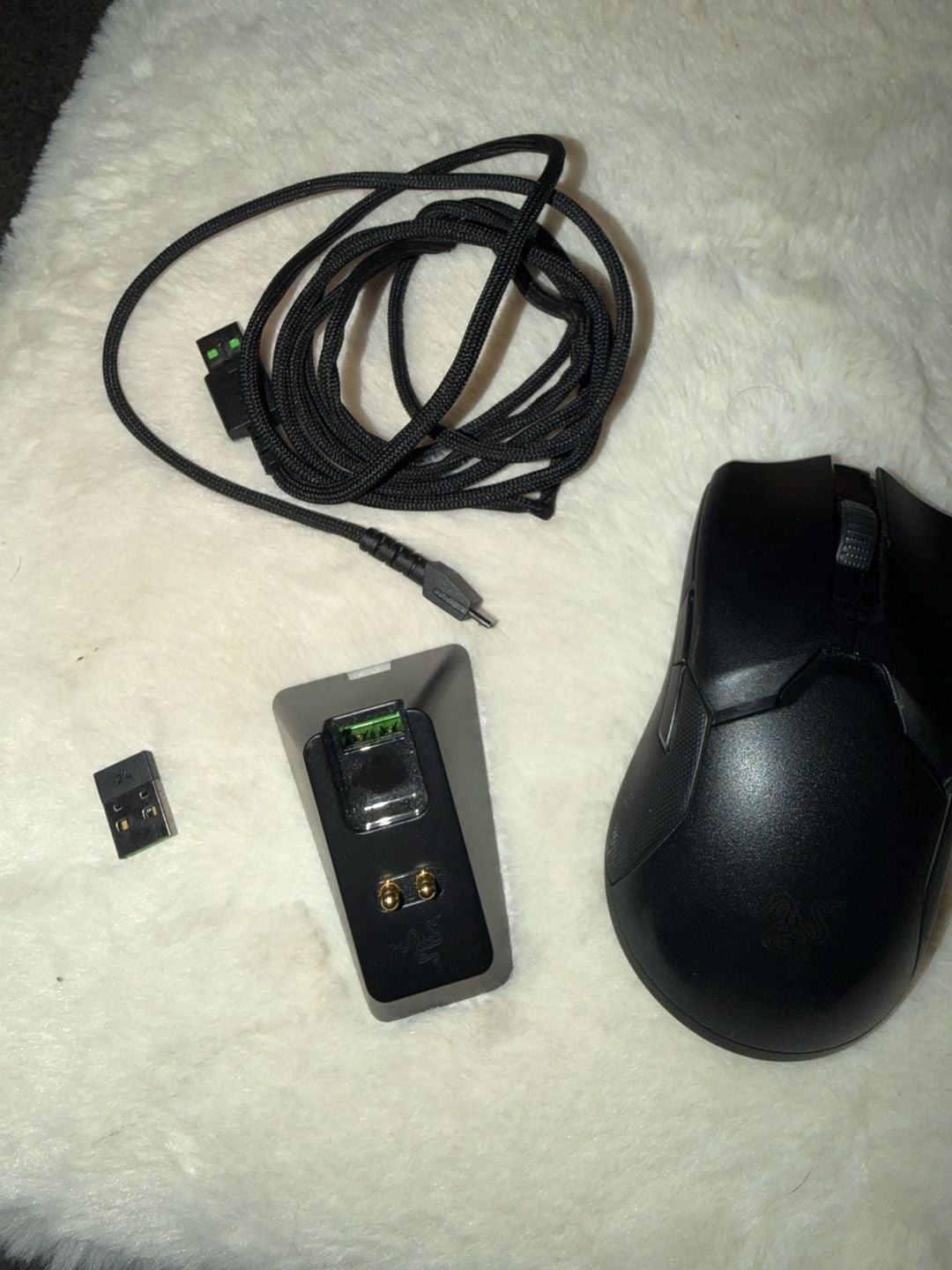 Razer Viper Ultimate Wireless Gaming Mouse with Charging Dock