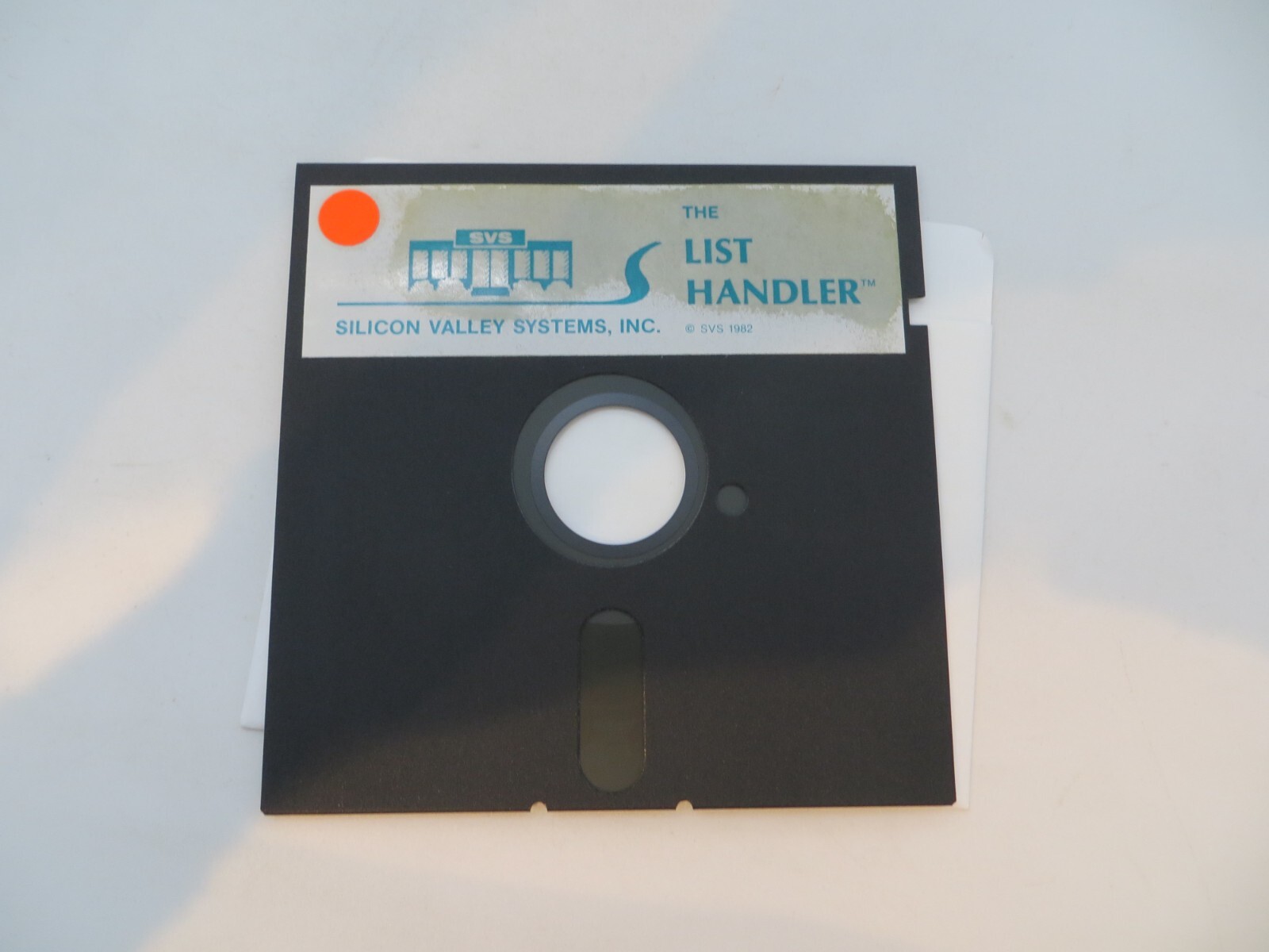 5.25" Floppy Disk THE LIST HANDLER / UTILITY SVS 1982 vintage computer disc