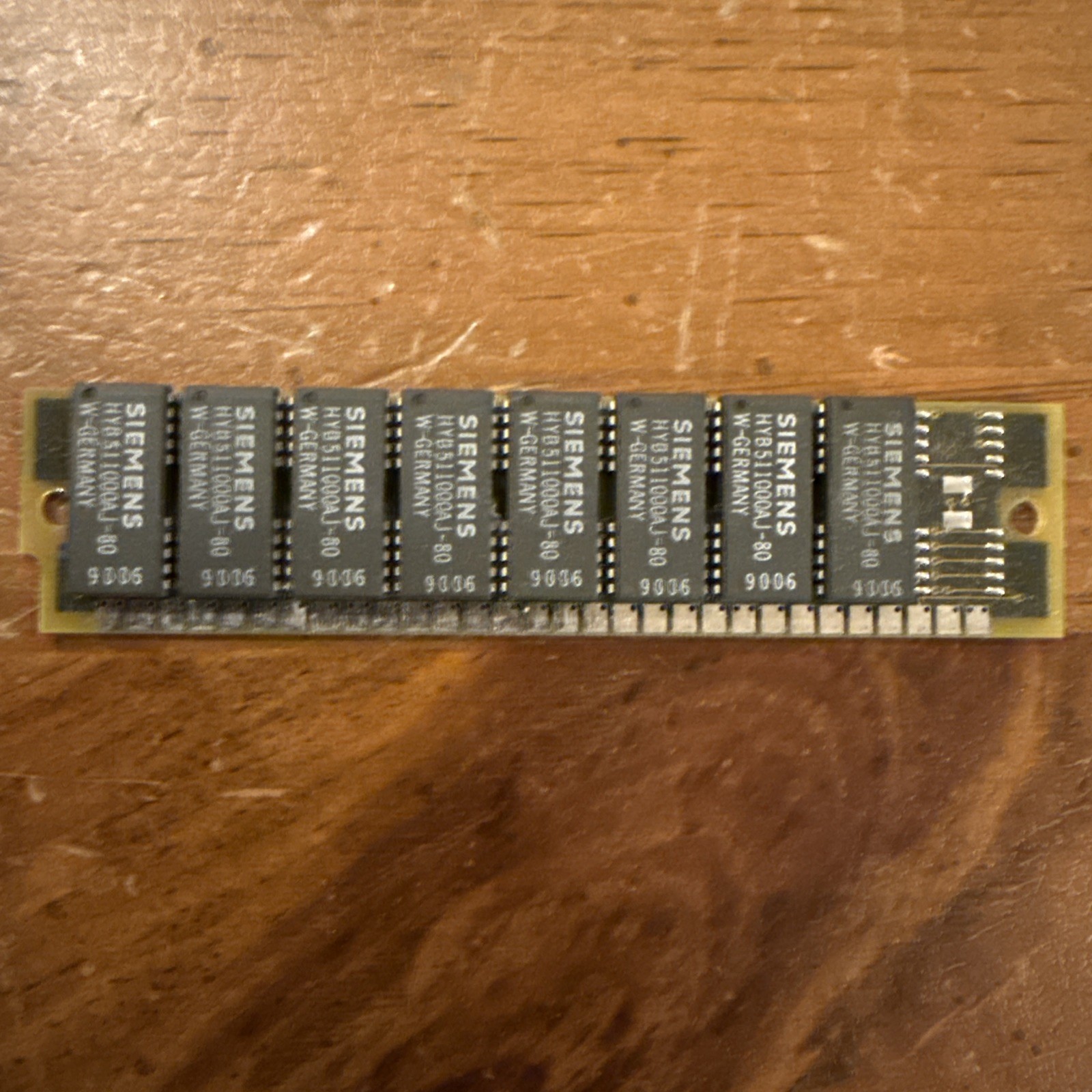 Siemens HYB511000AJ-80 1MB 30-Pin SIPP Memory FPM RAM 1Mx9 Parity 9 Chips 80ns
