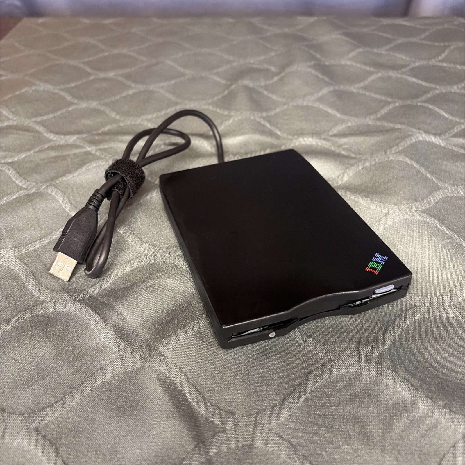 IBM Lenovo USB Portable Diskette Drive 39T2508 External Floppy Very Good 