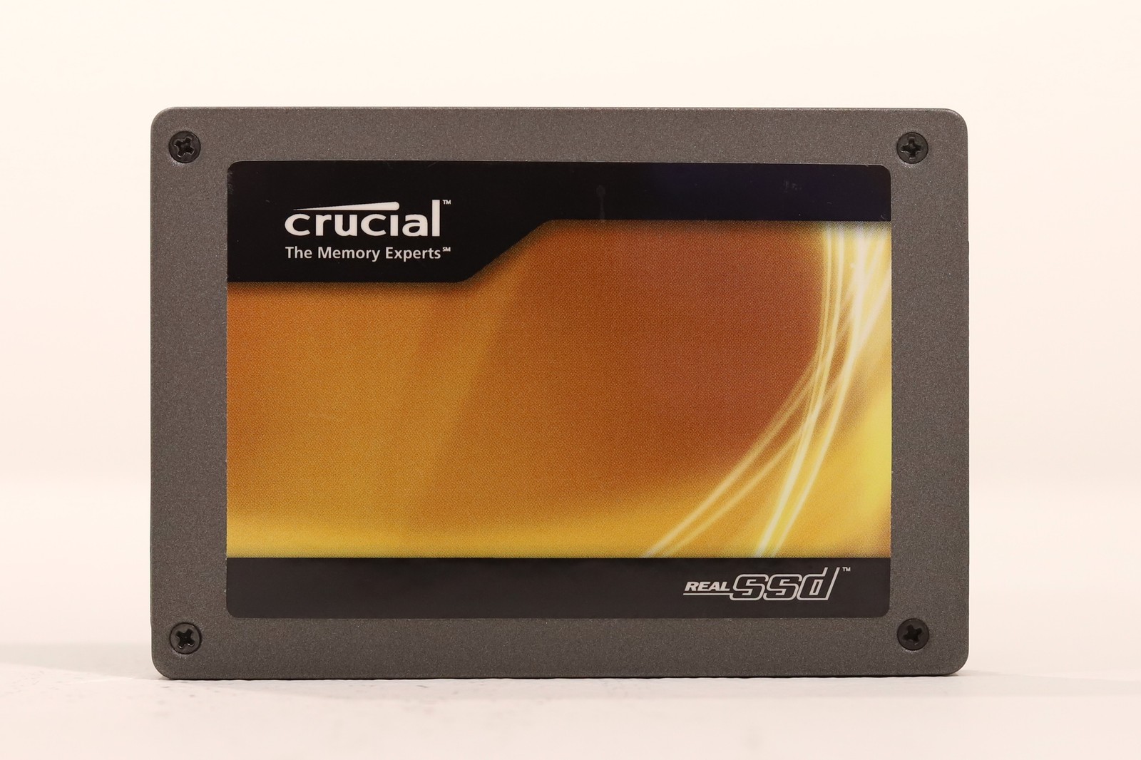 Crucial RealSSD C300 64GB 2.5" 6Gb/s MLC SATA III SSD P/N: CTFDDAC064MAG-1G1