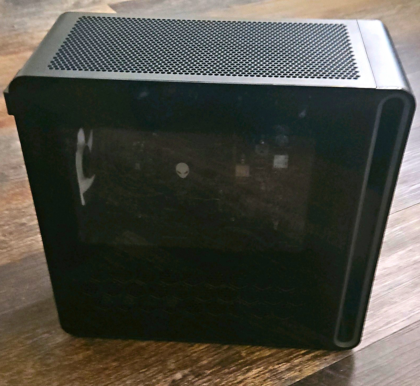 Alienware Aurora R16 Case, Motherboard, 1000W Psu And Liquid Cooler For LGA 1851