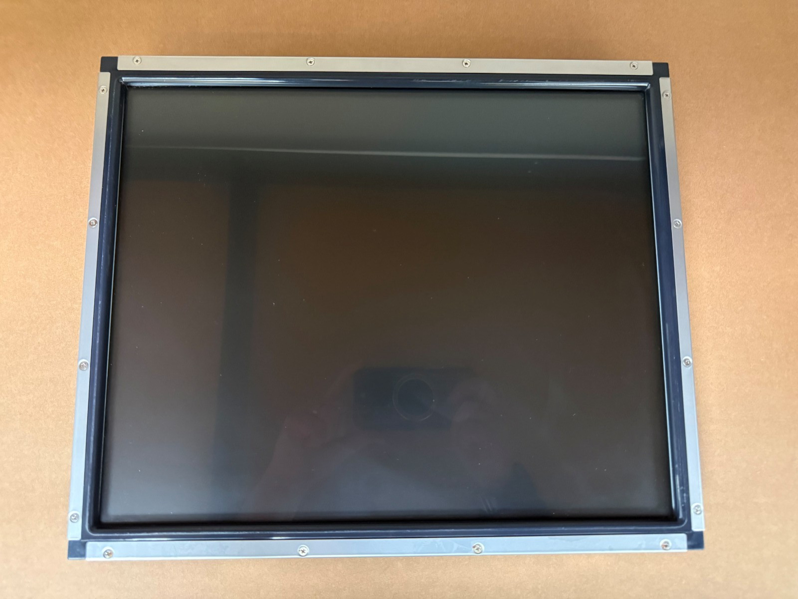 Elo 1739L 17-inch open-frame LCD touchscreen monitor
