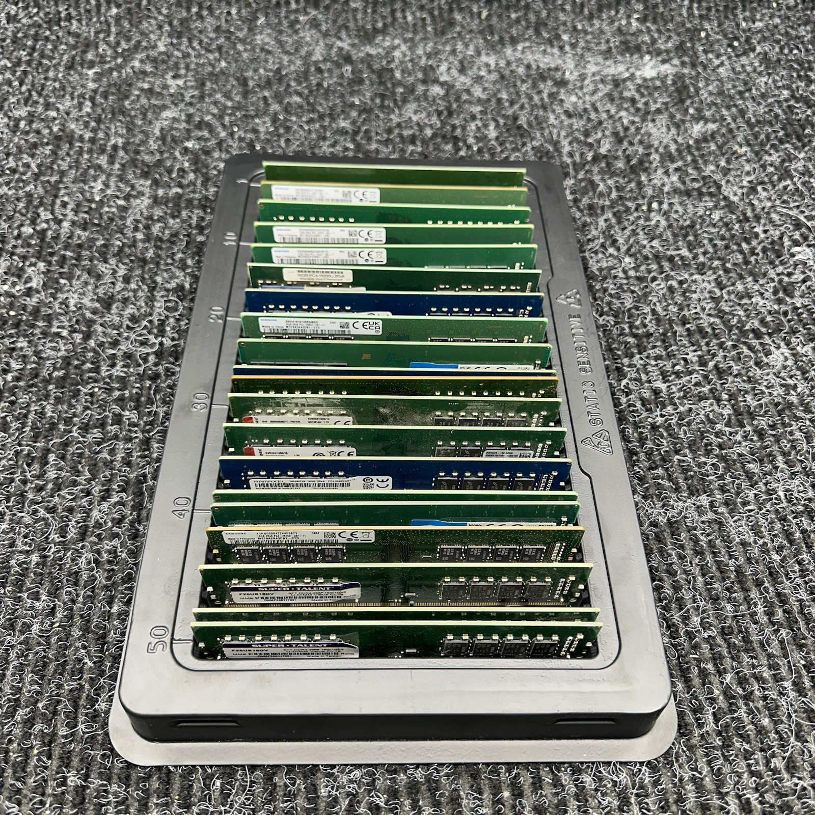 Lot Of 20 16GB PC4 2400T 2666V RAM DIMM Desktop Memory Mixed Brands *From Scrap*