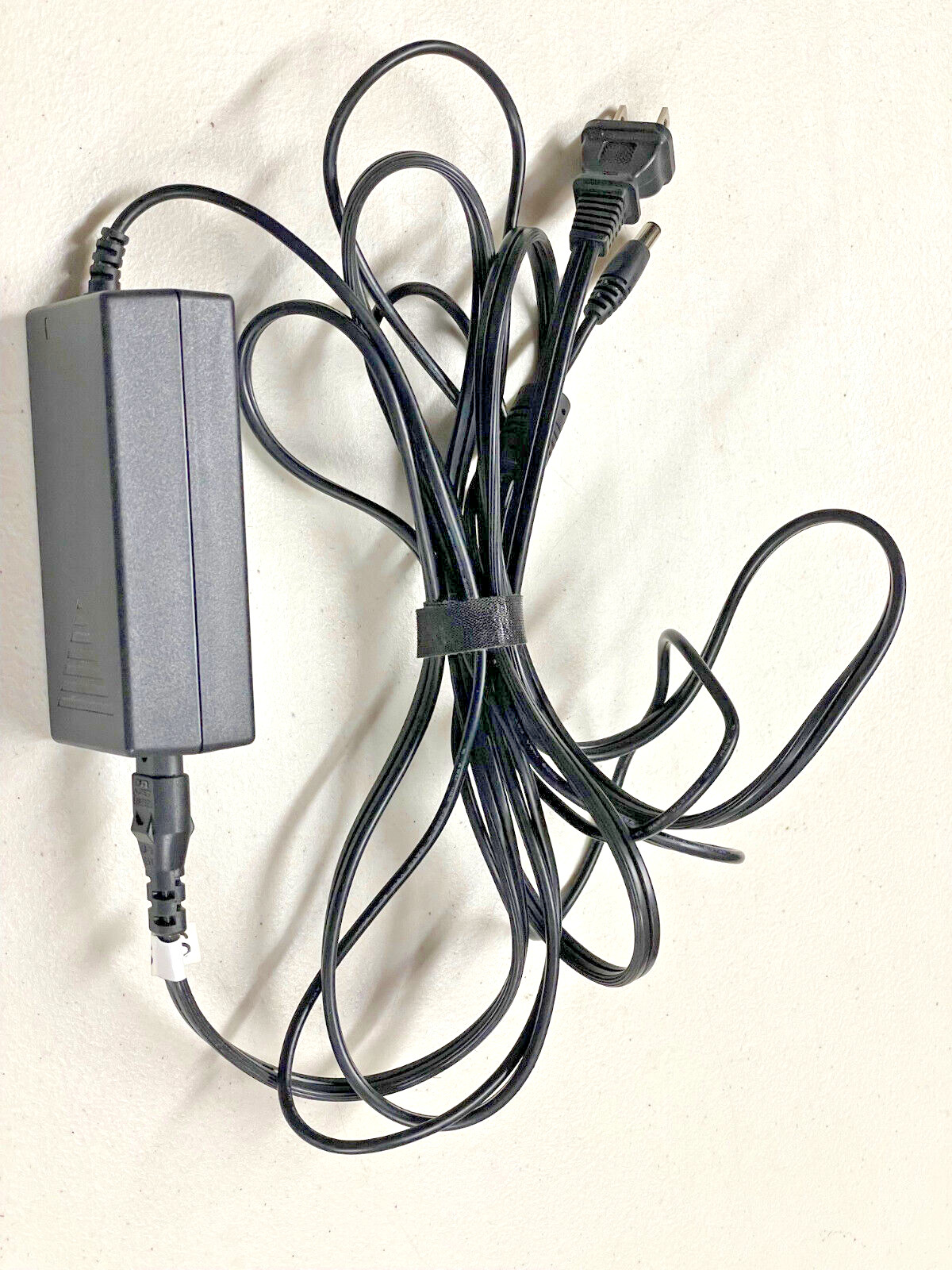 Genuine DVE DSA-36W-12 AC Adapter 12V 2.5A Power Supply with Power Cord