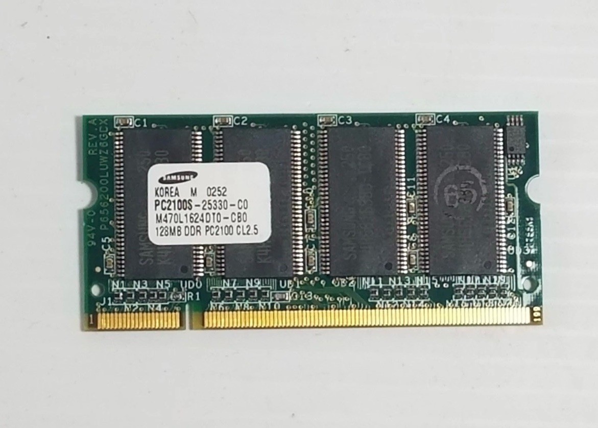 Samsung 128MB PC2100S-25330-C0 M470L1624DT0-CB0 (1)