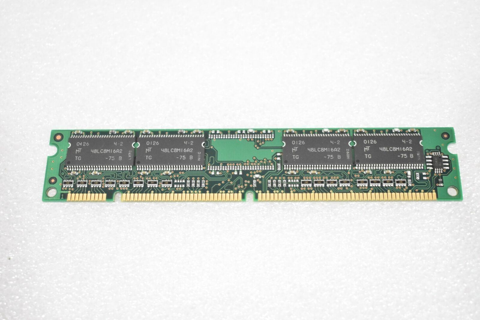 MICRON MT4LSDT864AG-133B1 MEMORY CARD / RAM 64MB SYNCH, 133MHz 140132-001