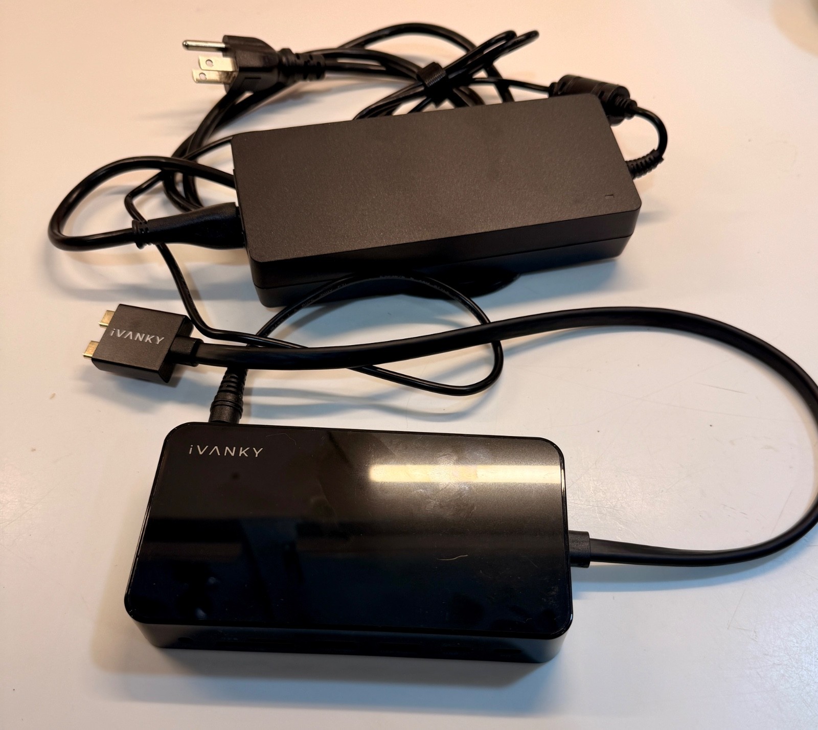 iVANKY 12-in-2 FusionDock 1 for M5 MacBook Pro Docking Station, Apple