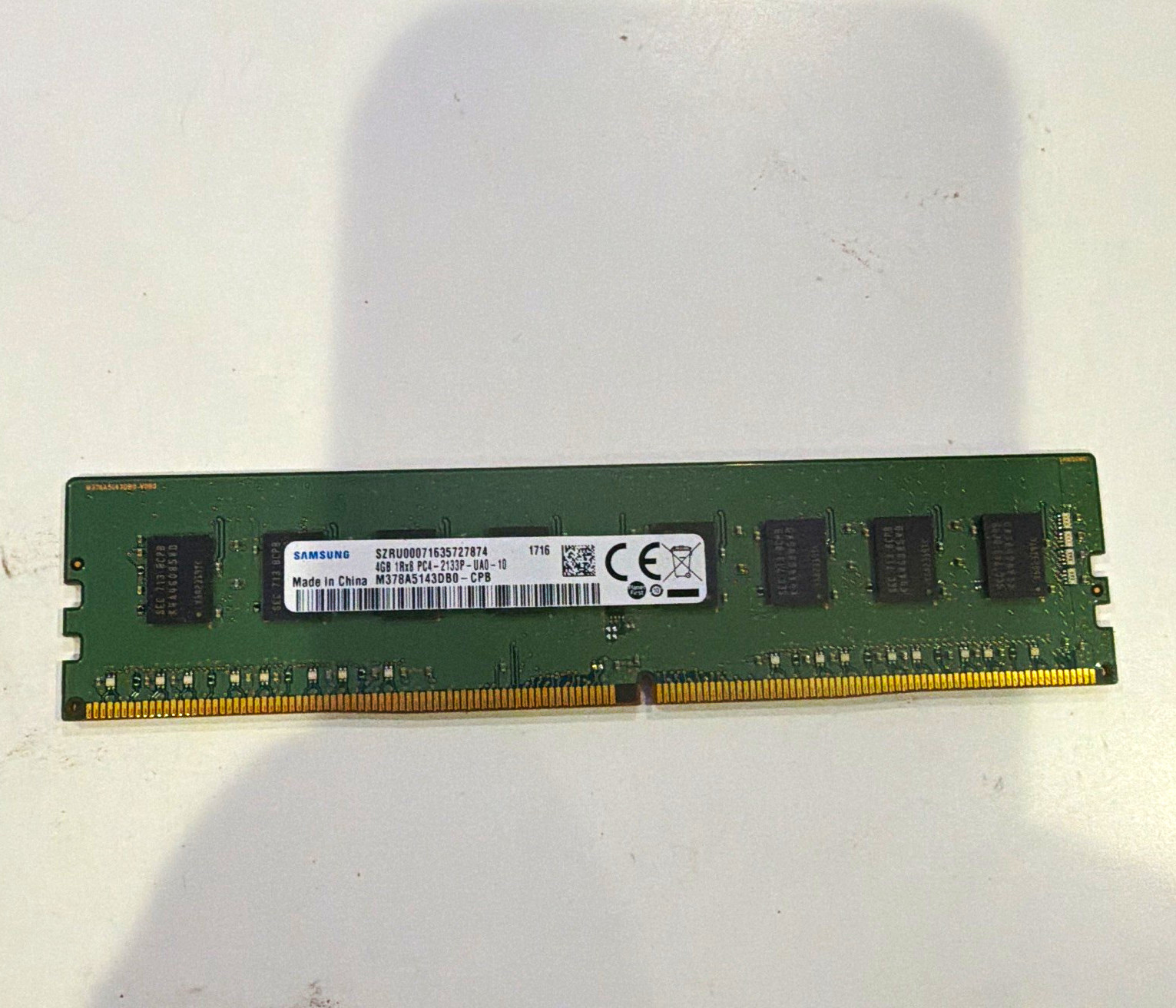 Samsung 4GB (1x4GB) DDR4 DIMM 288-Pin PC4-21300 Non-ECC M378A5143DB0-CPB