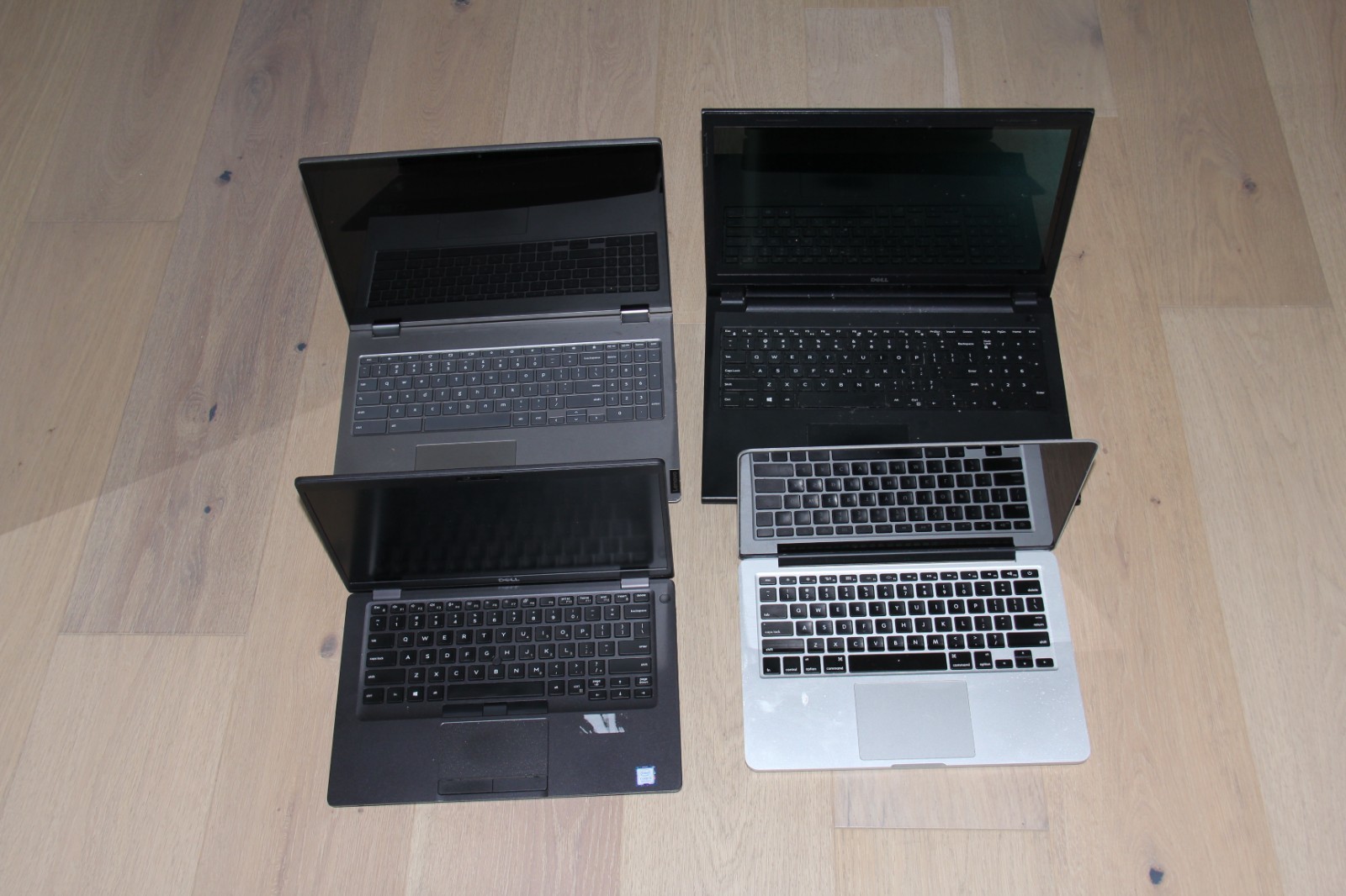Lot of 4 - Apple MacBook Pro A1502 , Dell Latitude 5400, Inspiron 15 Lenovo C340