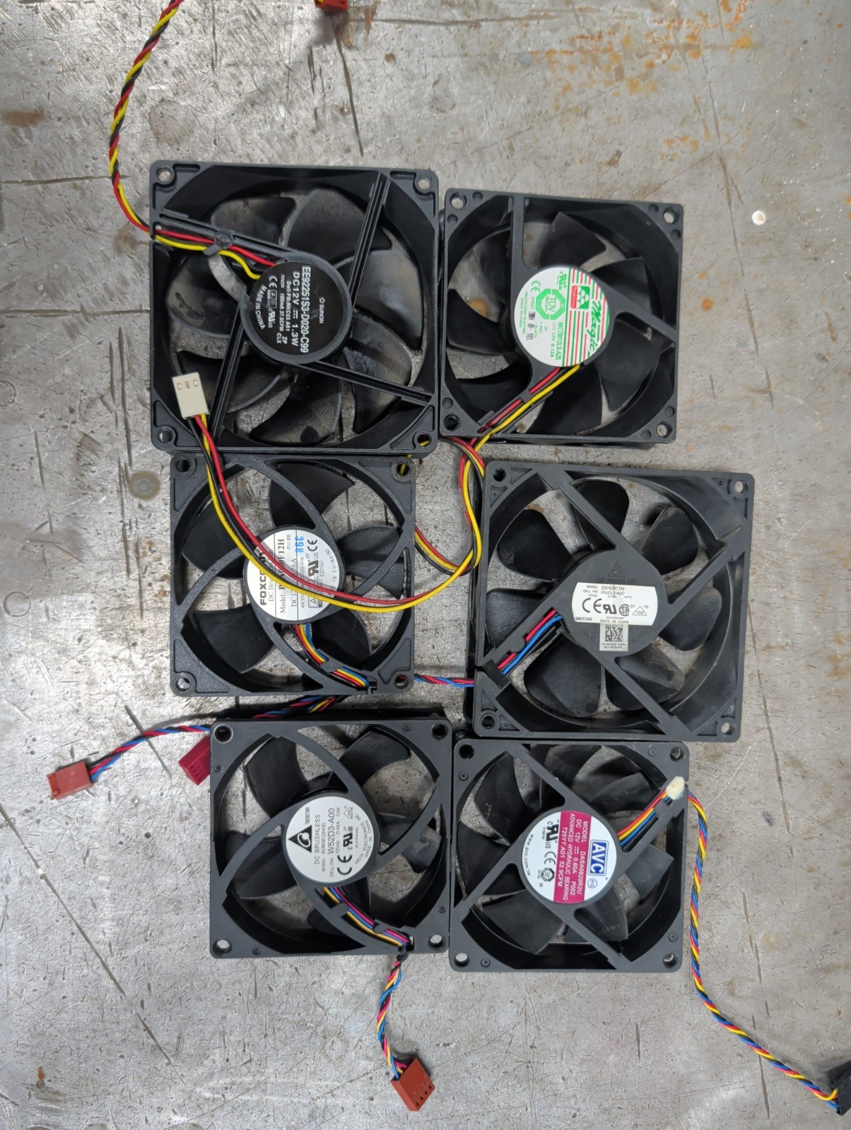 Lot Of 6 Case/Server Fans. 3: 3 Pin, 2: 4 Pin And 1: 5 Pin Fans 