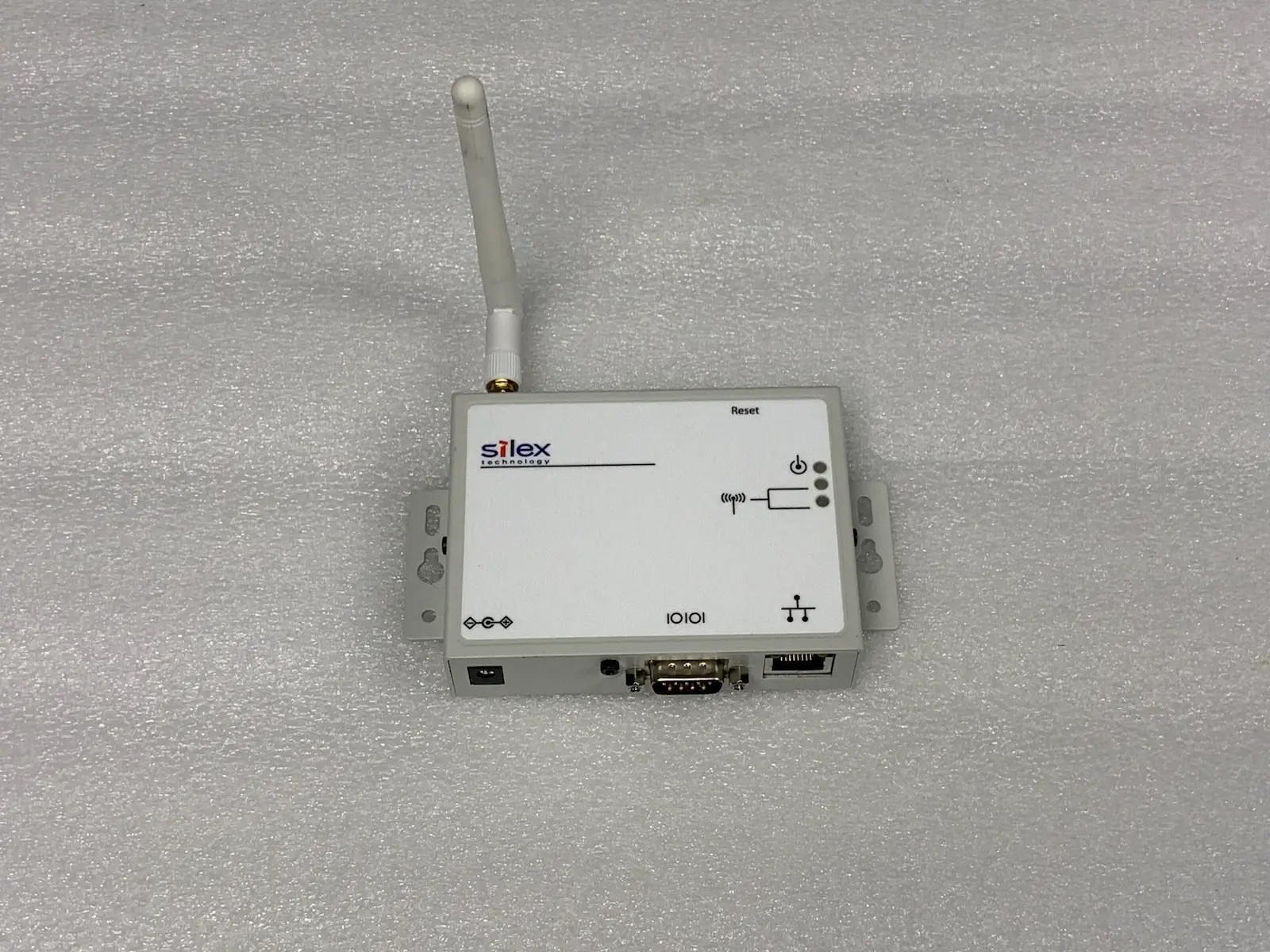Silex GEH-SD-320AN Wireless Serial Device Server w American Cable 75505R