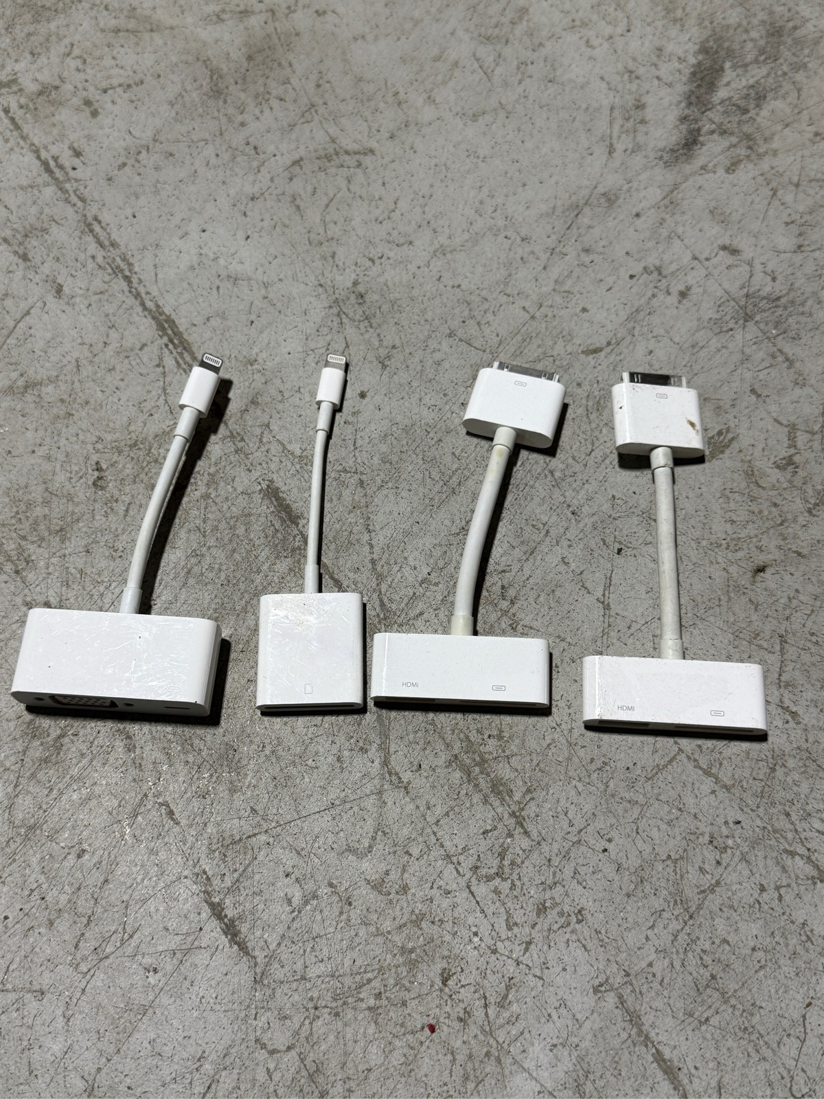 Lot of 4 Apple Video Adapters Lightning and 30-Pin VGA HDMI Connectors SD slot